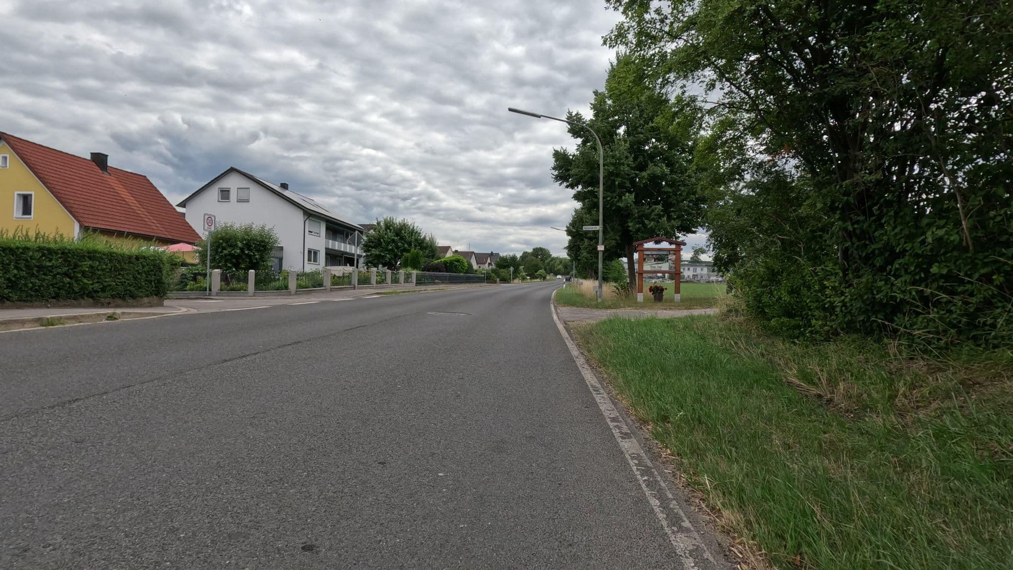 Street view near Ferienwohnung Haus Inge, Moosbach — © rnissl (CC BY-SA · Mapillary)