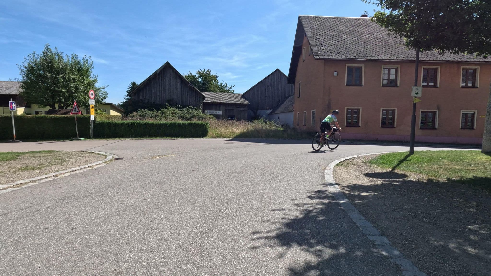 Street view near Ferienwohnung Grießlhof, Waidhaus — © rnissl (CC BY-SA · Mapillary)