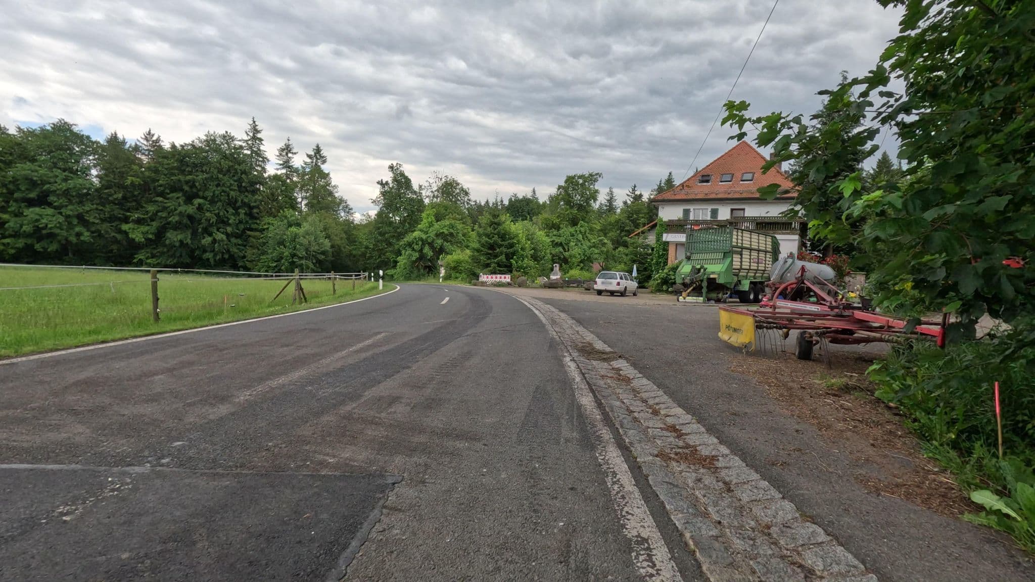 Street view near Berta Zenefels, Treffelstein — © rnissl (CC BY-SA · Mapillary)