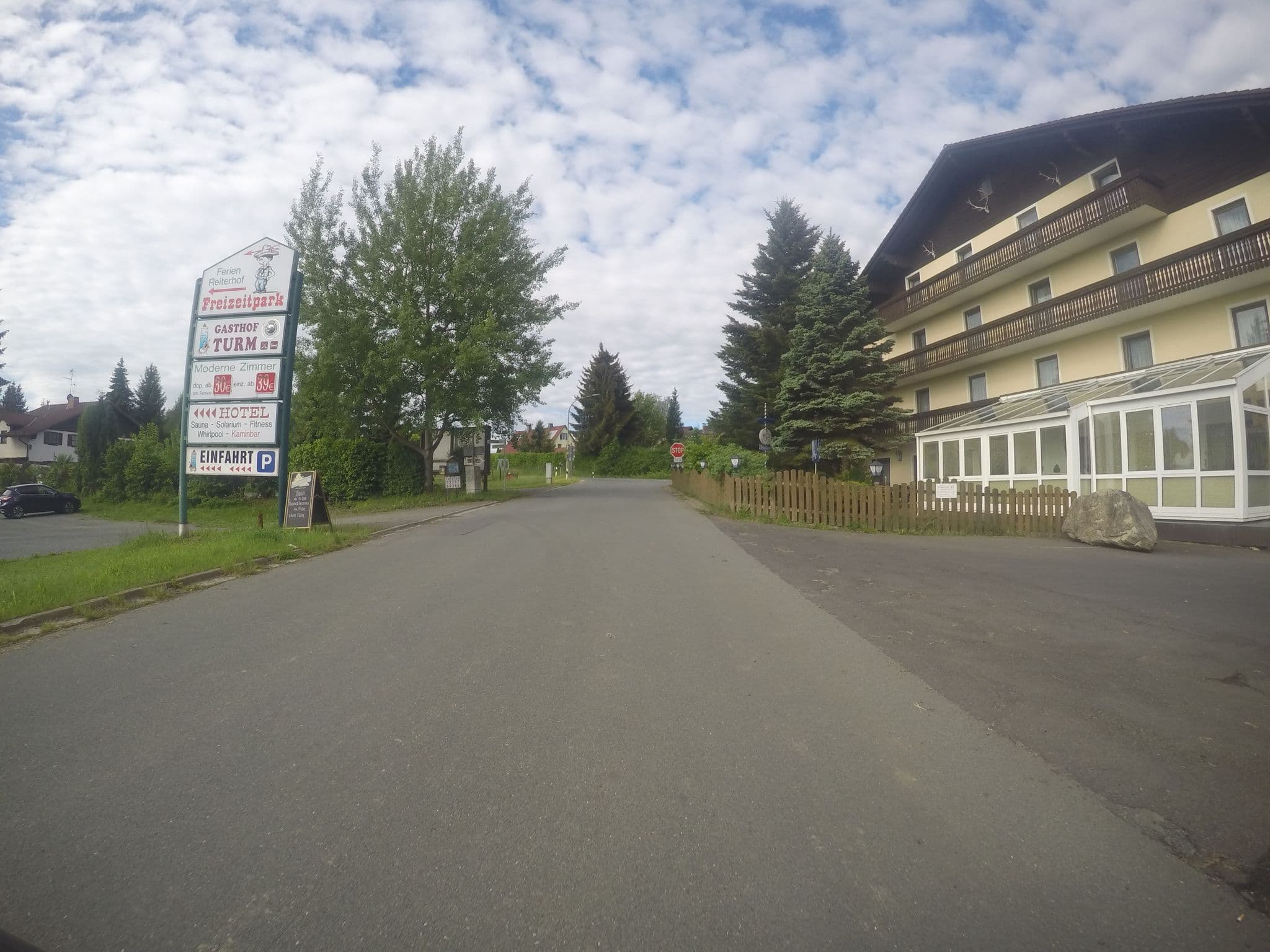 Street view near Landgasthof Ploß, Schönwald — © hkb (CC BY-SA · Mapillary)