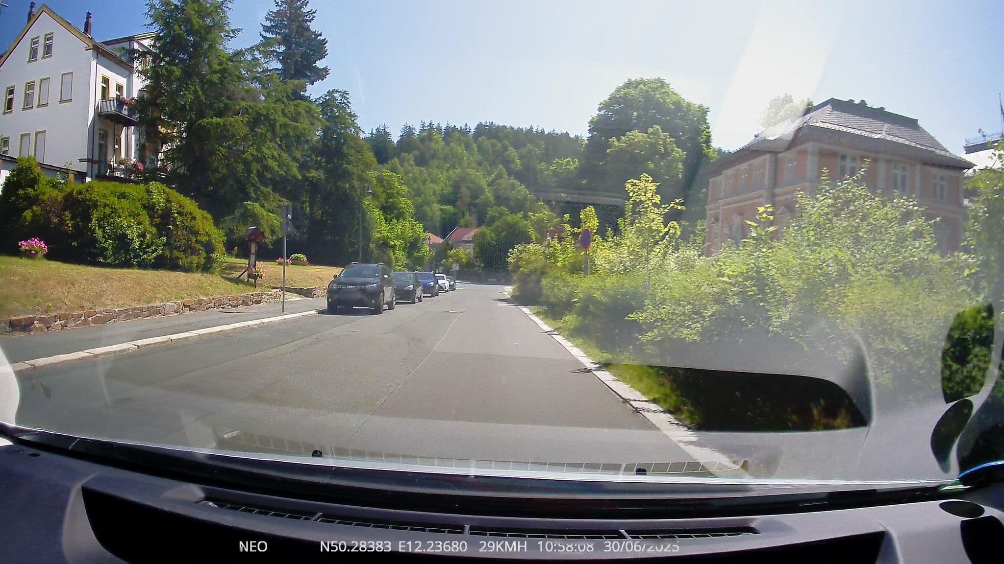 Street view near Pensionen Sophie-Hedwig-Hoffmann, Bad Elster — © TechniPorter (CC BY-SA · Mapillary)
