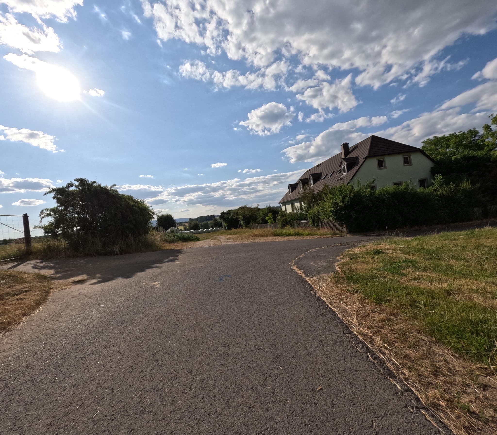 Street view near Christine und Martin Höpfel, Bad Alexandersbad — © kopra (CC BY-SA · Mapillary)