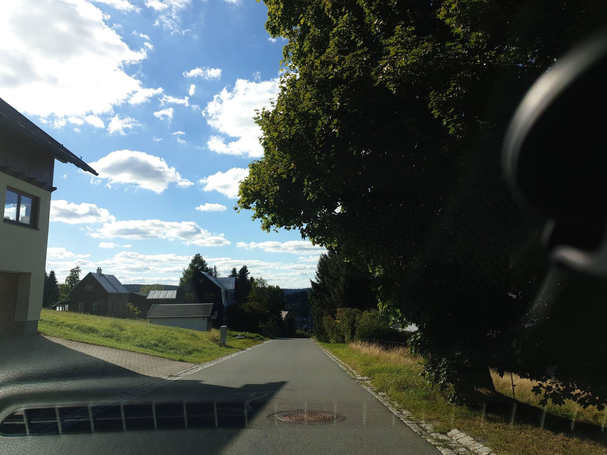 Street view near Aschberg Chalet, Klingenthal — © canislupus (CC BY-SA · Mapillary)
