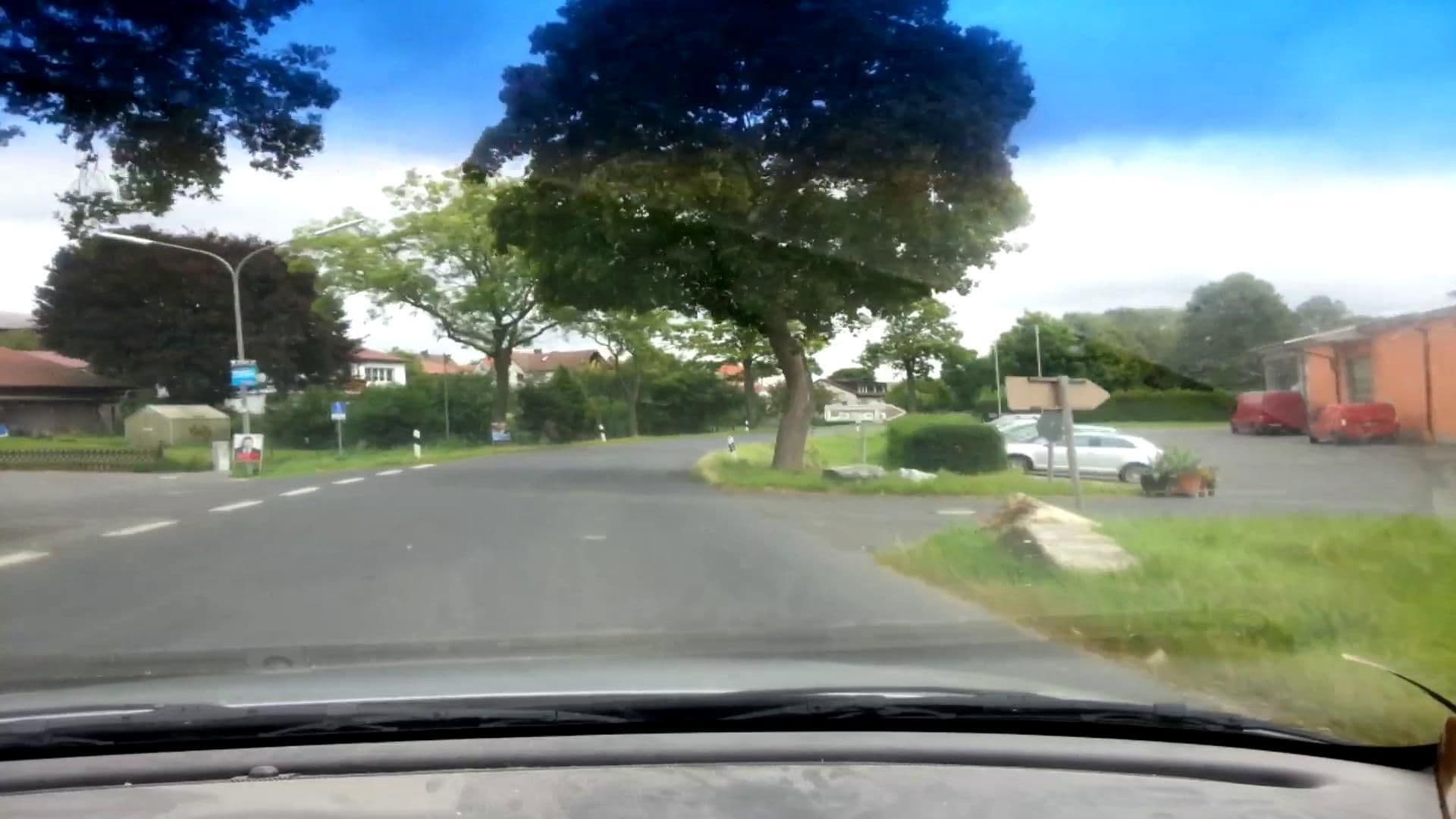Street view near Lenz´n Stall Stemmas, Thiersheim — © r66 (CC BY-SA · Mapillary)