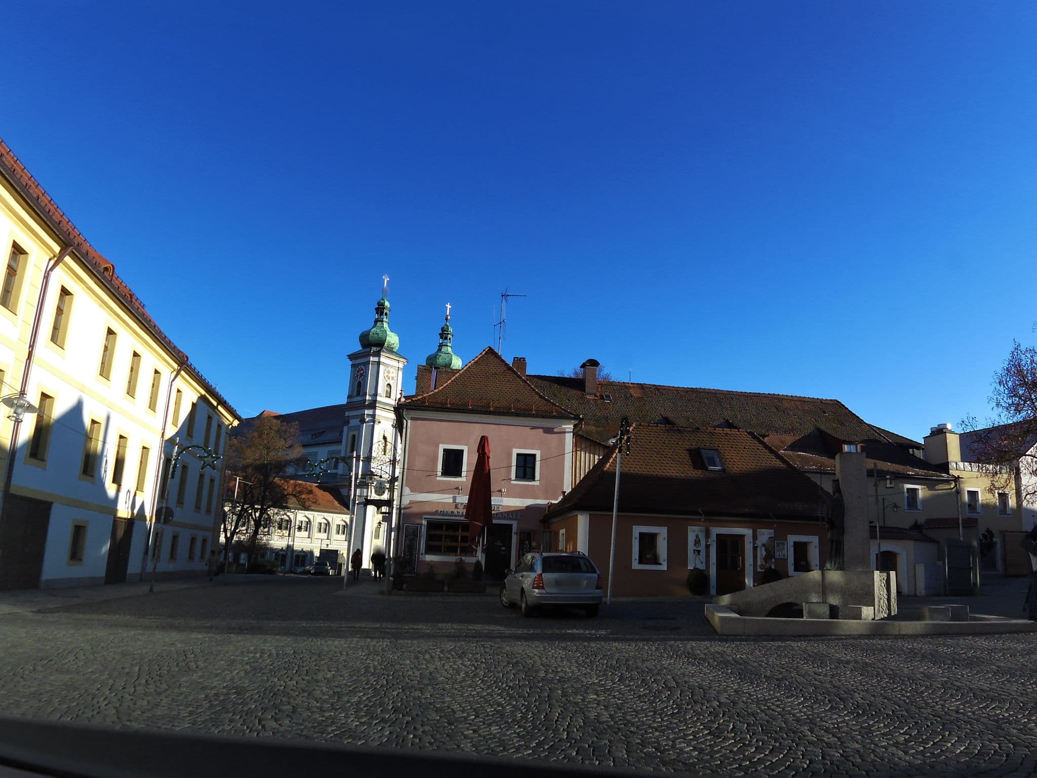 Street view near Haus St. Joseph, Waldsassen — © zoegglmeyr (CC BY-SA · Mapillary)