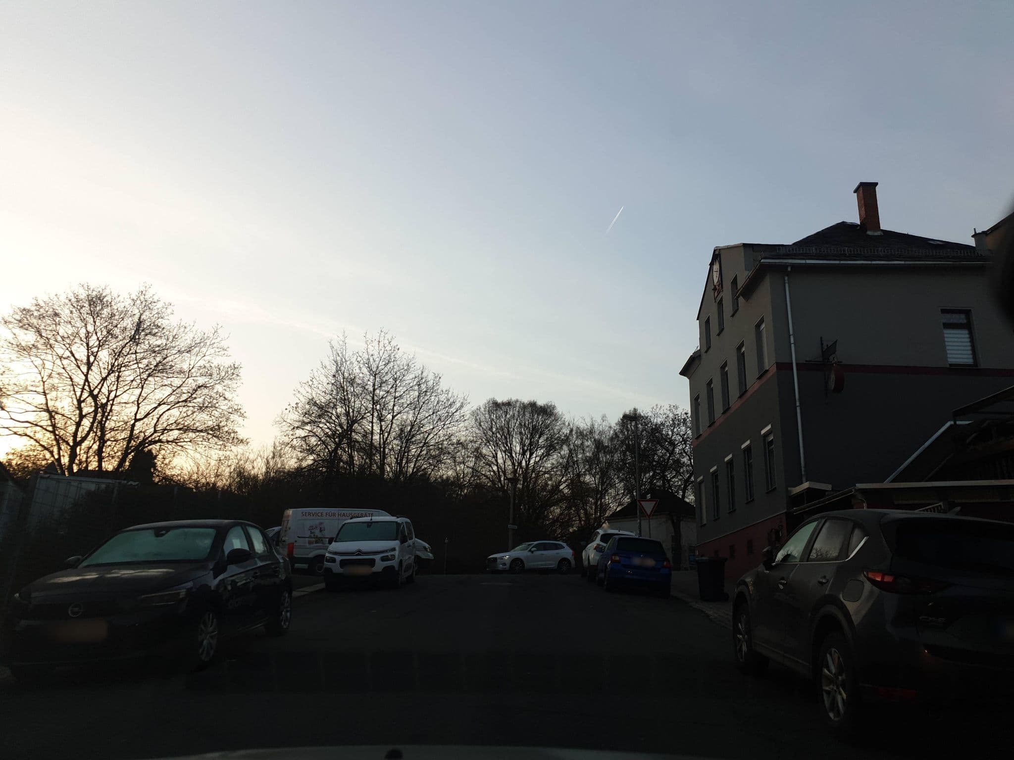 Street view near Ferienwohnung Plauen - Familie Kadner, Plauen — © canislupus (CC BY-SA · Mapillary)
