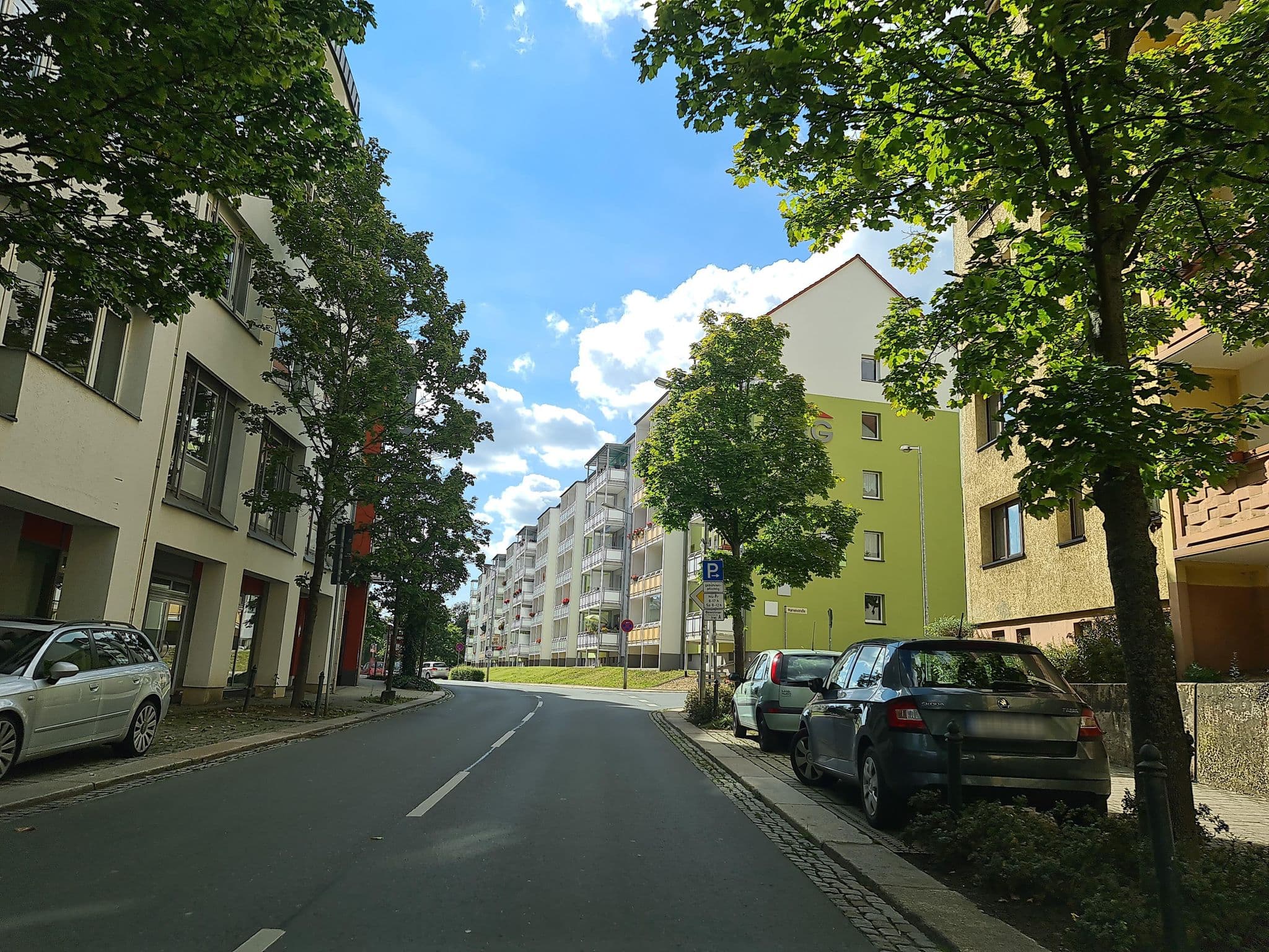 Street view near Best Western Hotel Tiefgarage, Plauen — © canislupus (CC BY-SA · Mapillary)