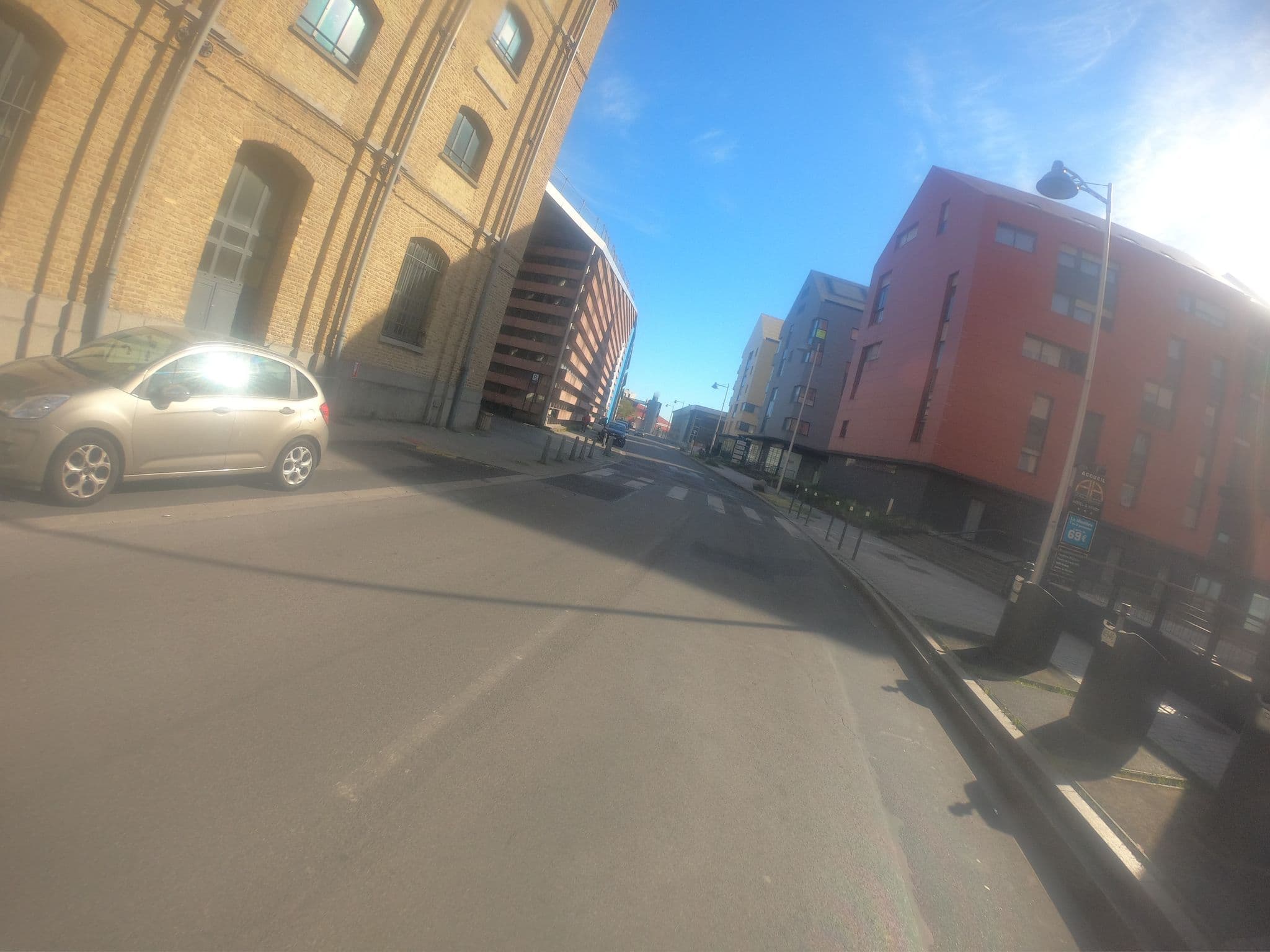 Street view near All Suites Appart Hotel Dunkerque centre, Dunkirk — © theos (CC BY-SA · Mapillary)