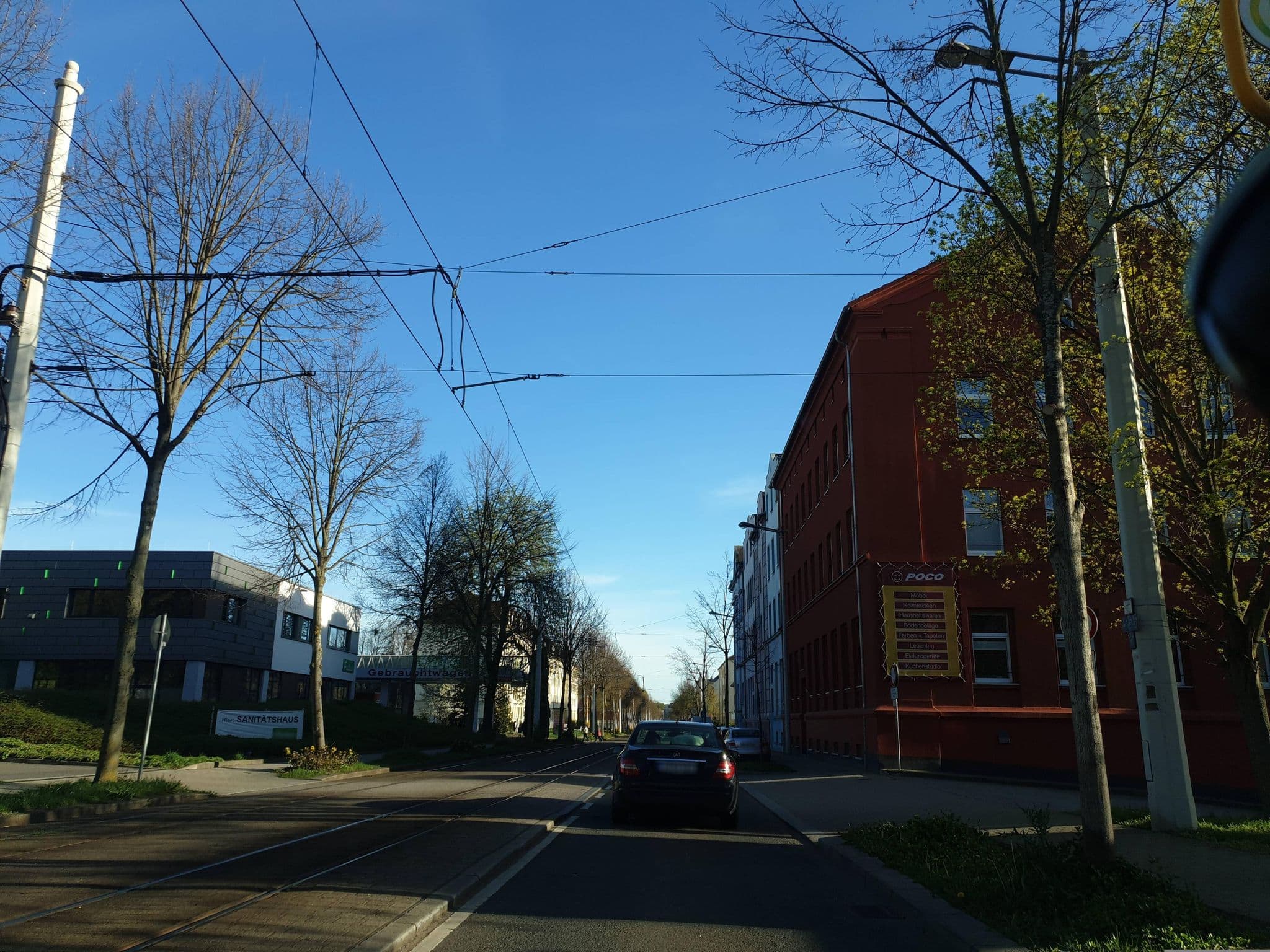 Street view near IB-Internationaler Bund Jugendwohnheim/Lehrlingswohnheim, Tinz — © canislupus (CC BY-SA · Mapillary)