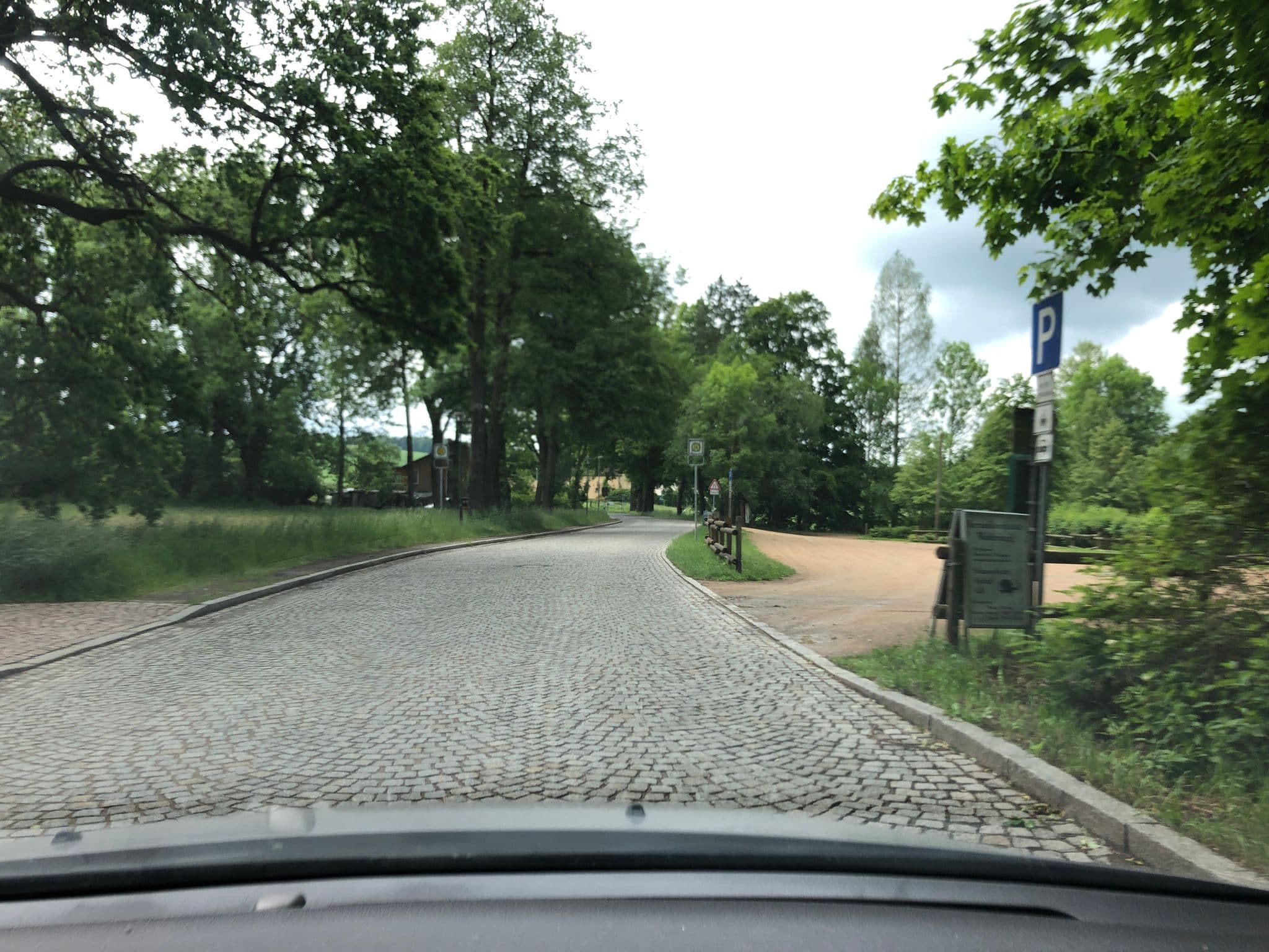 Street view near Panorama Hotel, Waldenburg — © bejotel (CC BY-SA · Mapillary)