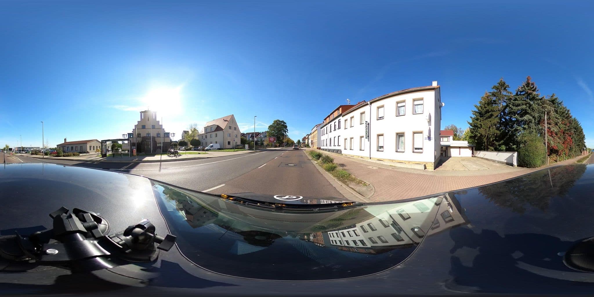 Street view near Hotel Garni Am Sandberg, Kleinzschocher — © kopra (CC BY-SA · Mapillary)