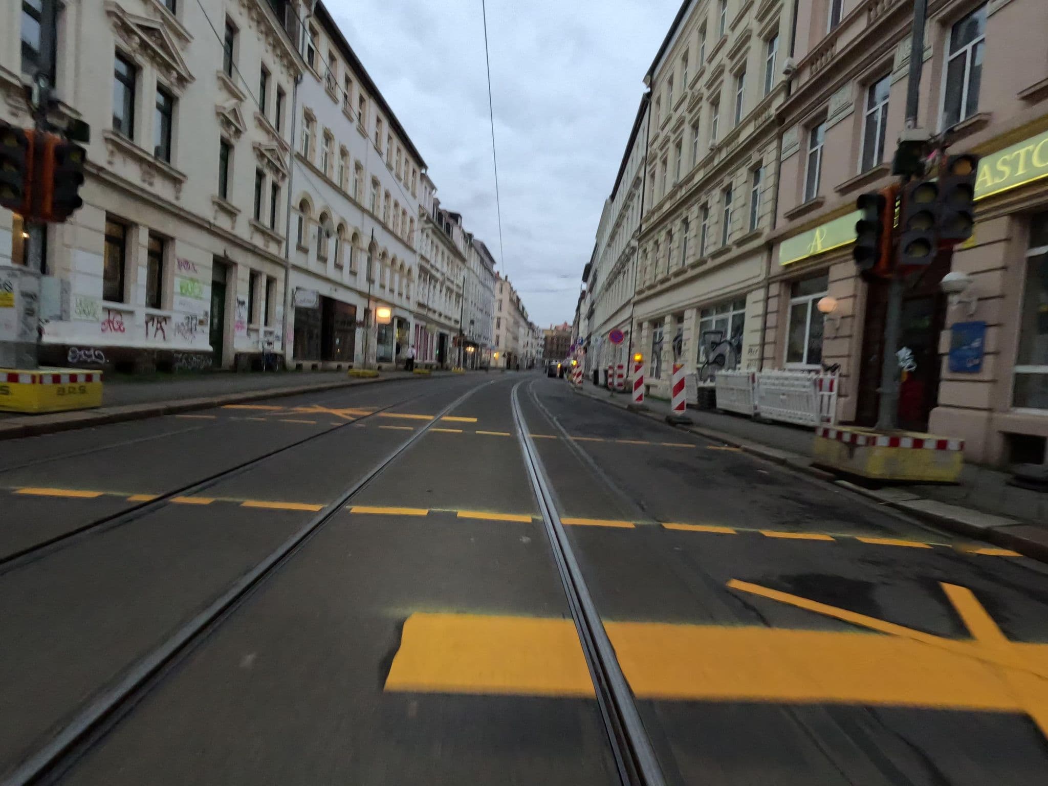 Street view near Hotel Central Leipzig, Kleinzschocher — © kopra (CC BY-SA · Mapillary)