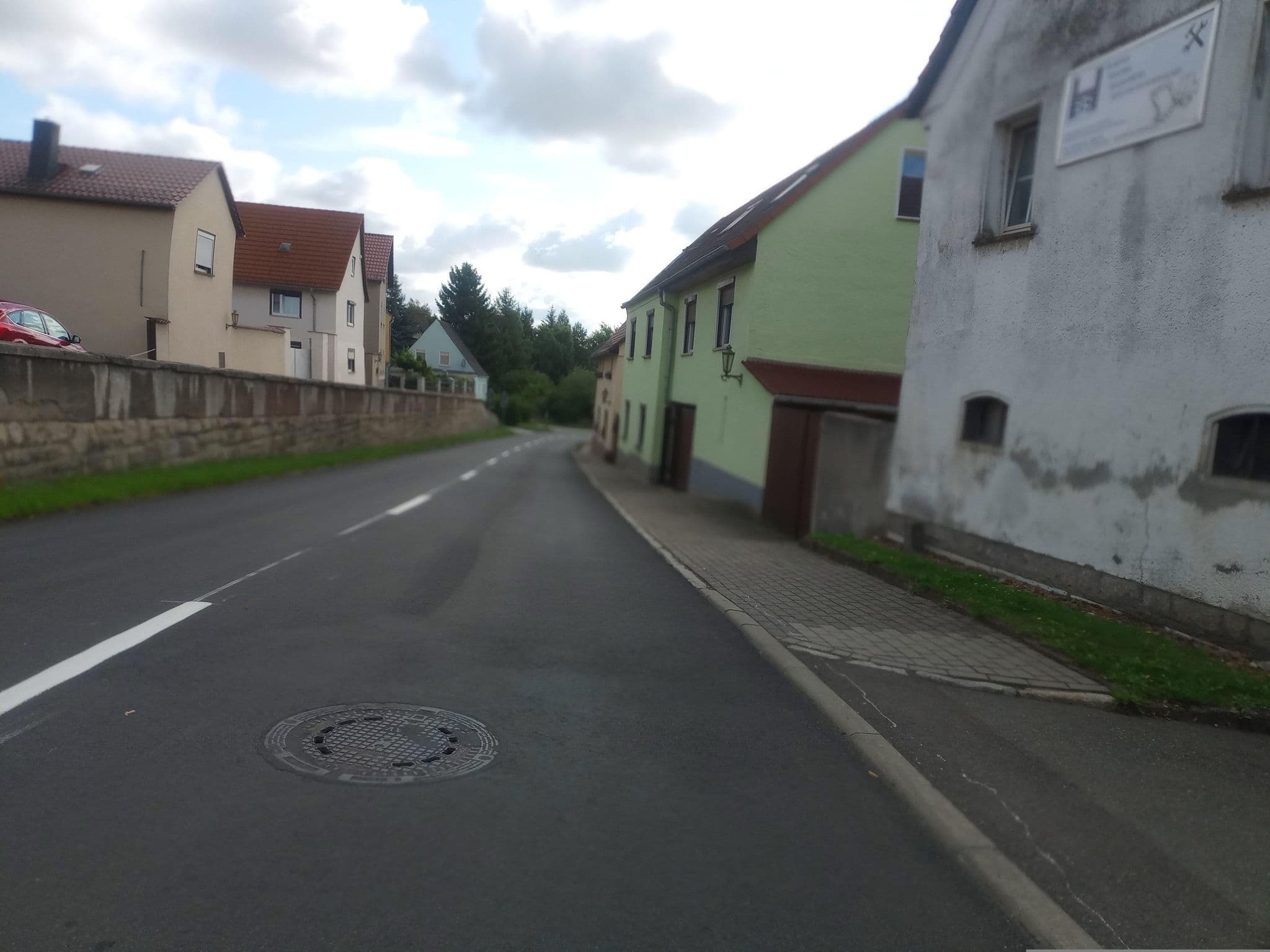 Street view near Hotel & Speisegaststätte Gambrinus, Granschütz — © natura (CC BY-SA · Mapillary)