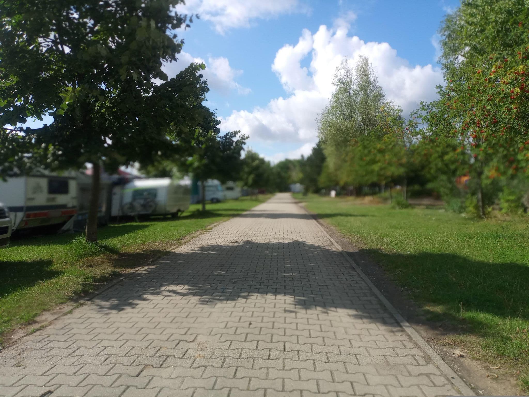 Street view near Erholungspark Mondsee, Hohenmölsen — © natura (CC BY-SA · Mapillary)