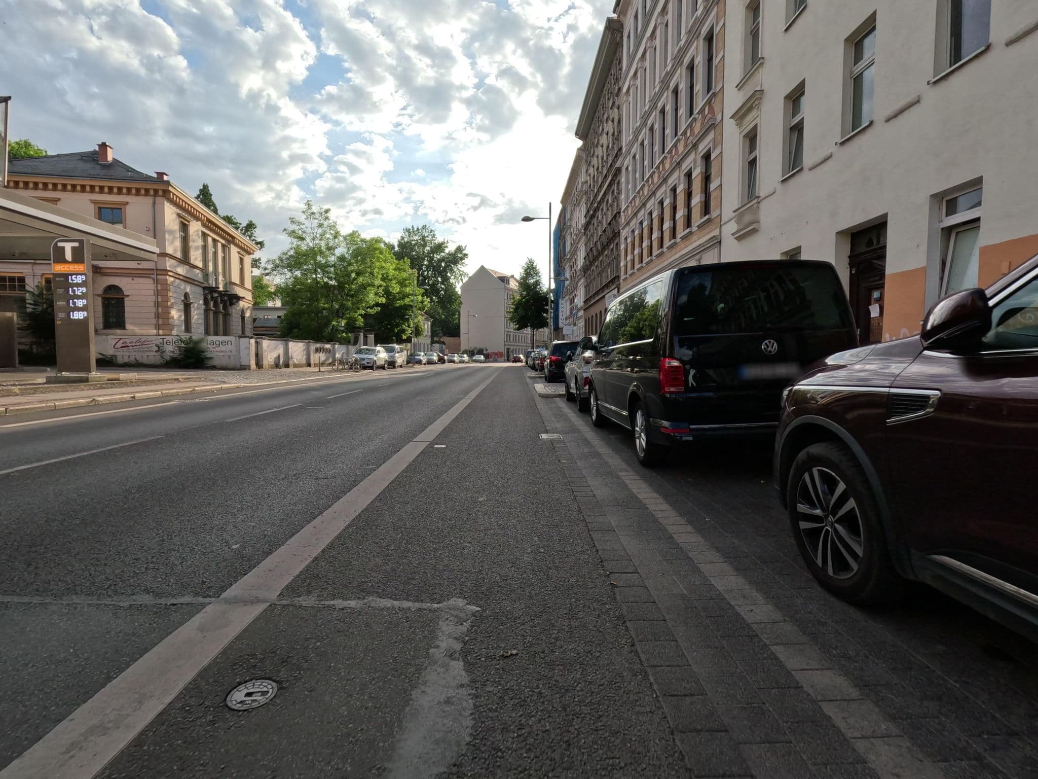 Street view near Pension Großmann, Leipzig — © kopra (CC BY-SA · Mapillary)