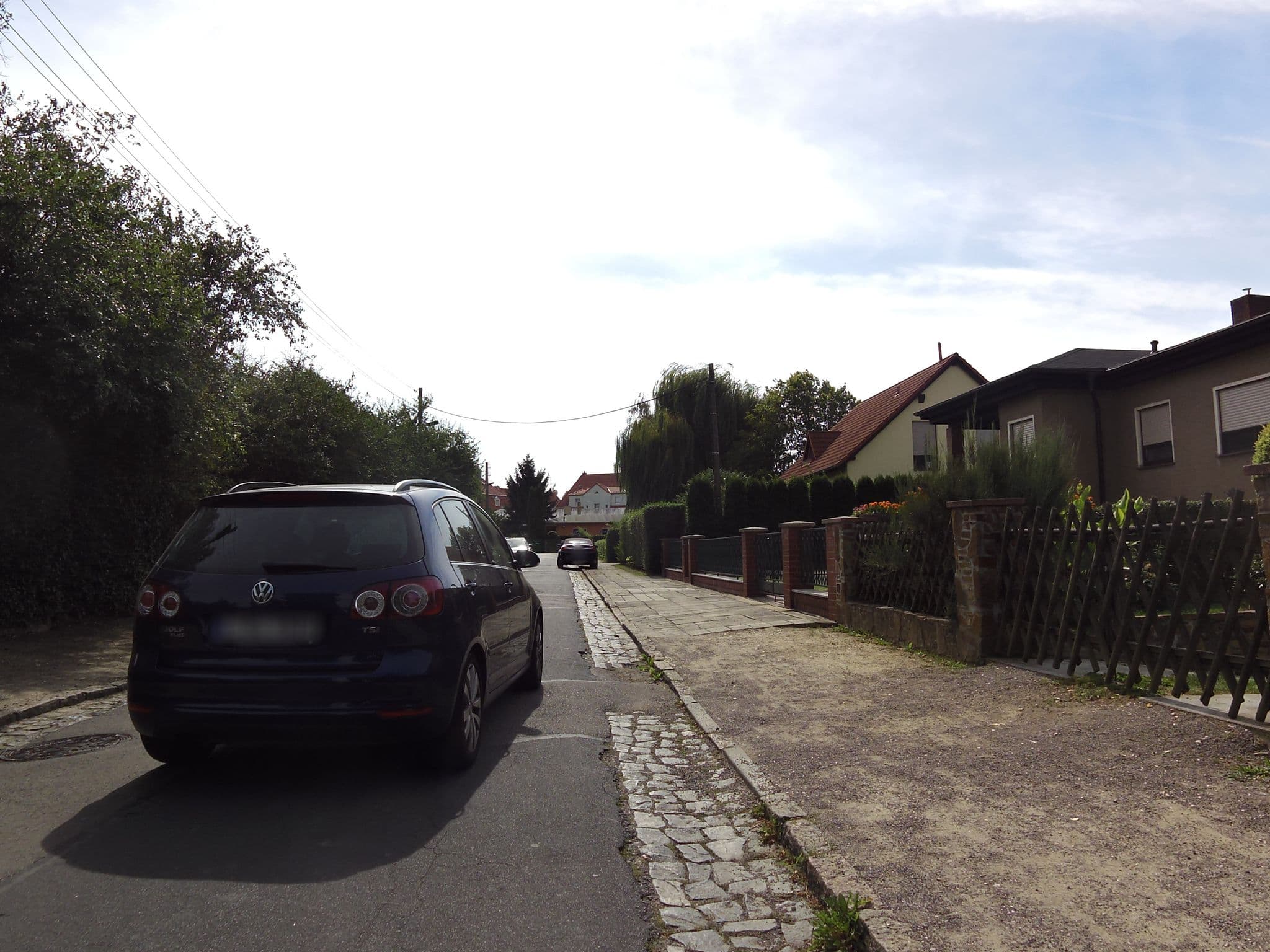 Street view near Ferienhaus zentral & grün, Schkeuditz — © zoegglmeyr (CC BY-SA · Mapillary)