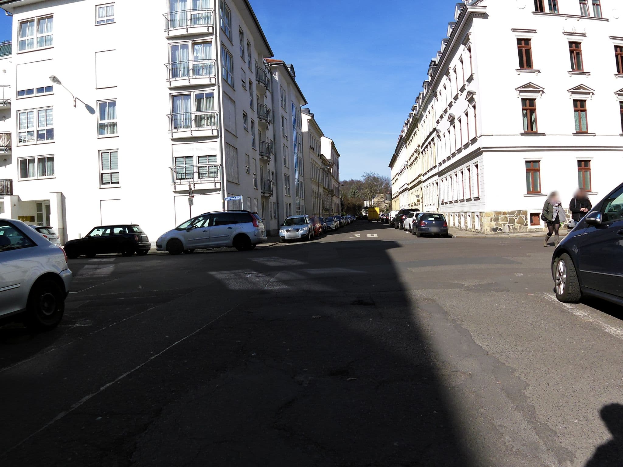 Street view near Residence De Färber, Leipzig — © zoegglmeyr (CC BY-SA · Mapillary)