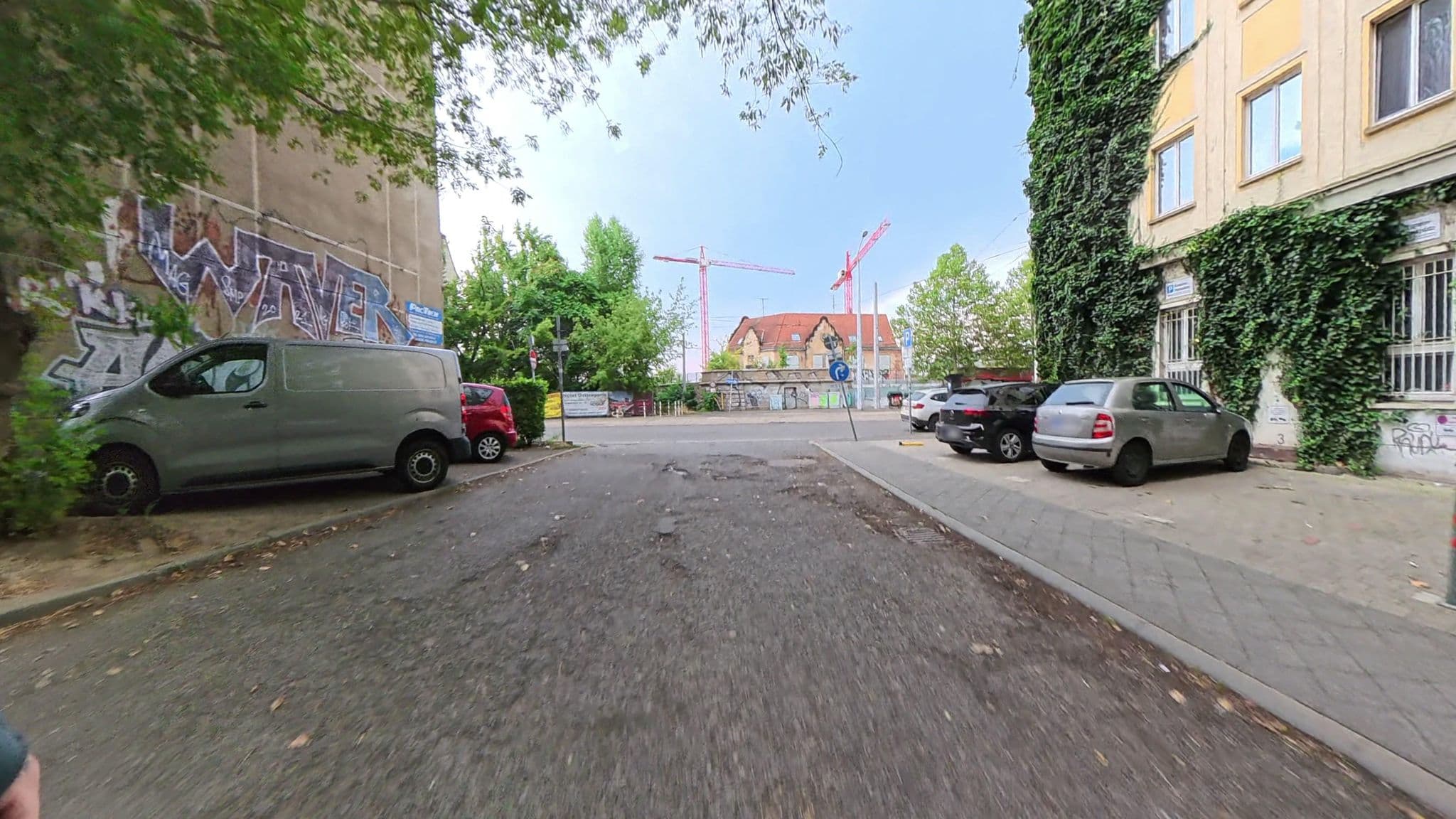 Street view near Central Globetrotter Hostel, Leipzig — © AR88 (CC BY-SA · Mapillary)