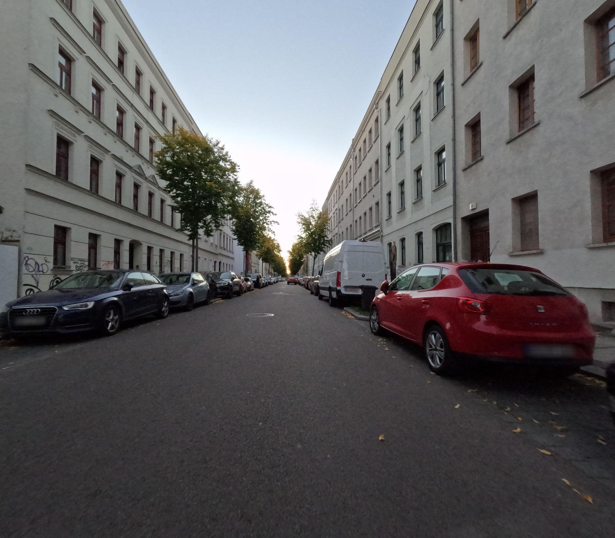 Street view near 3 Raum Ferienwohnung 2 km vom Stadtzentrum entfernt, Leipzig — © kopra (CC BY-SA · Mapillary)