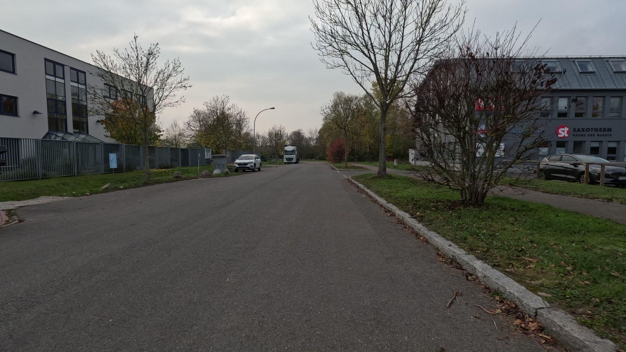 Street view near Aaldering Hotels GmbH & Co, Markkleeberg — © kopra (CC BY-SA · Mapillary)
