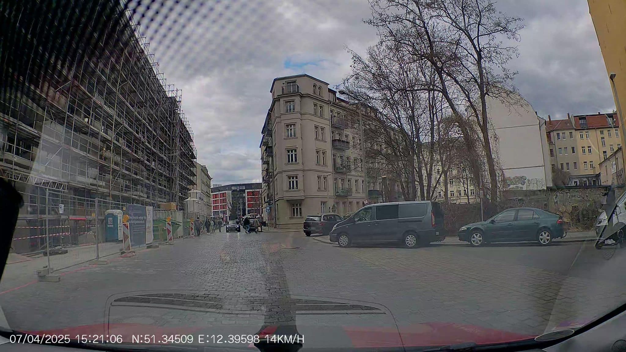Street view near Bonifatia's Dachterrasse von Leipzig, Leipzig — © AR88 (CC BY-SA · Mapillary)