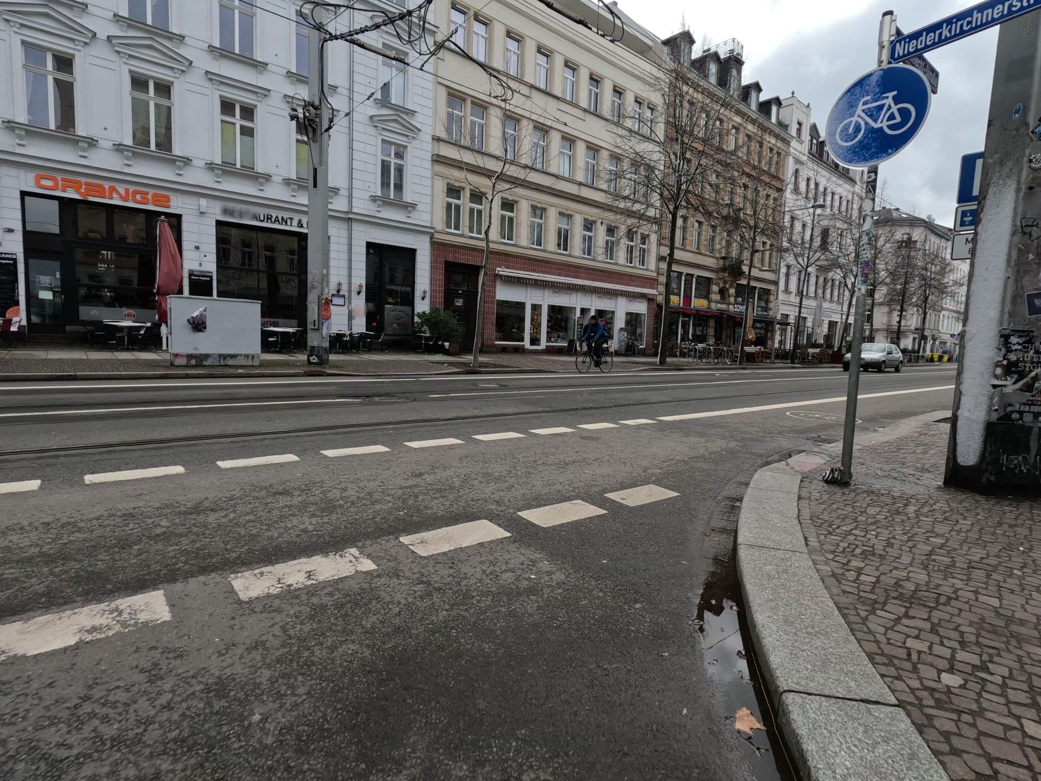 Street view near Pension & Appartements Zur City, Leipzig — © kopra (CC BY-SA · Mapillary)
