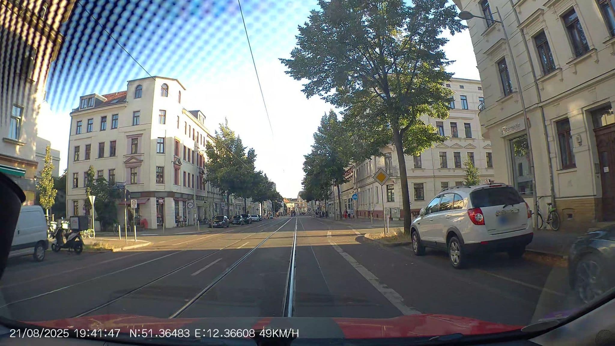 Street view near Hotel - Pension Lindenthal Hotel/Pension, Gohlis — © AR88 (CC BY-SA · Mapillary)