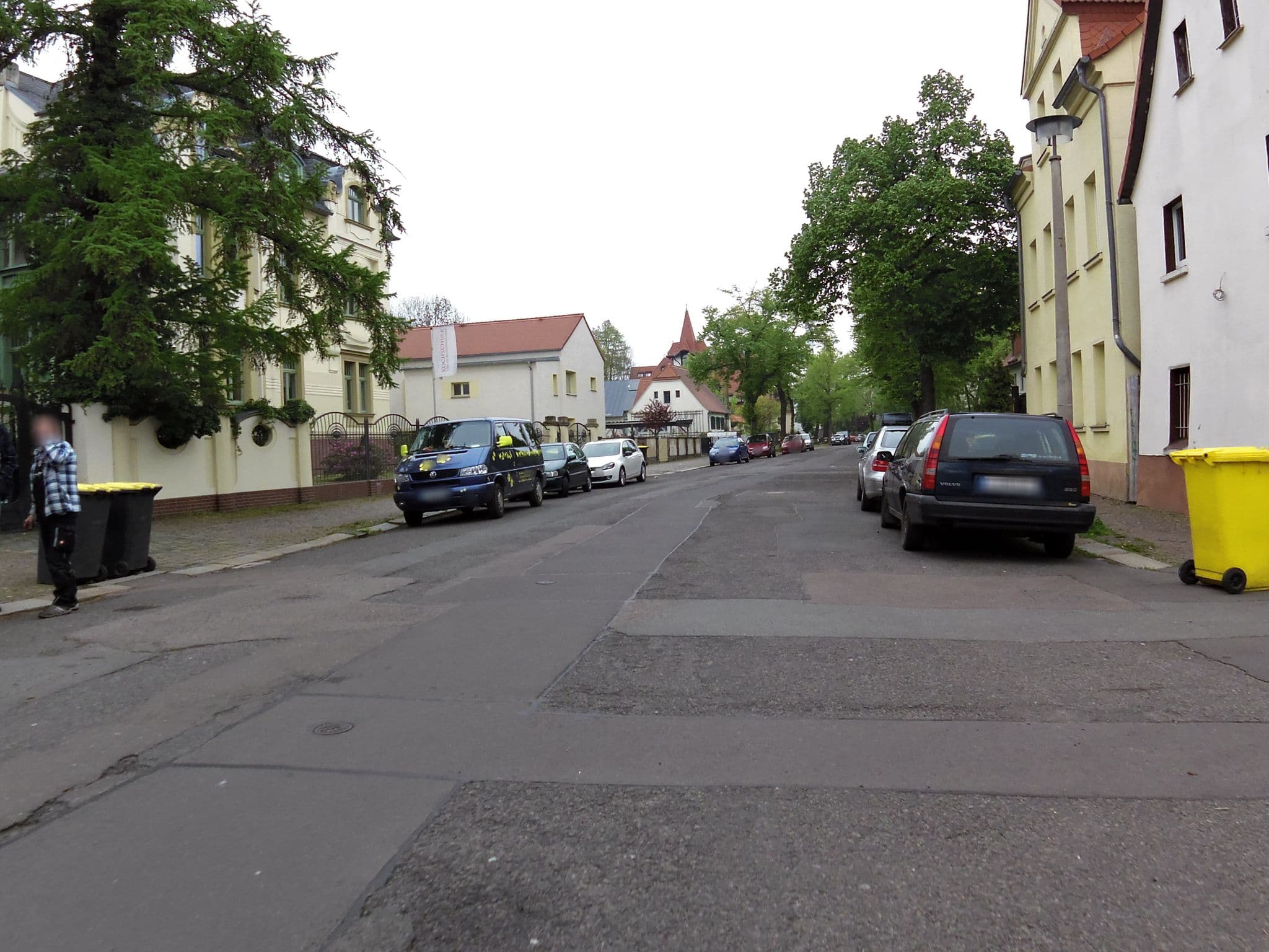 Street view near Appartment Villa am Bretschneiderpark, Gohlis — © zoegglmeyr (CC BY-SA · Mapillary)