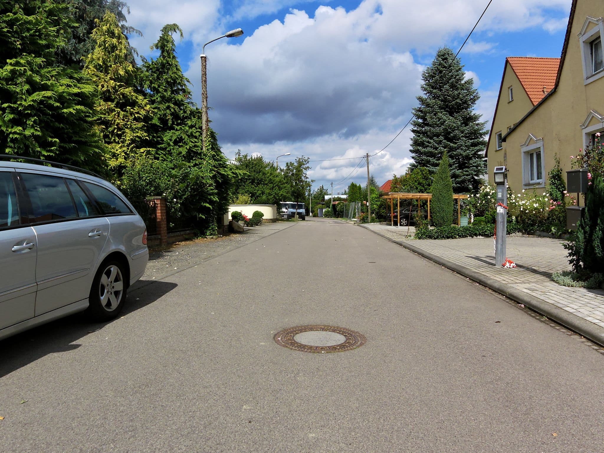 Street view near Pension Villa Venezia, Breitenfeld — © zoegglmeyr (CC BY-SA · Mapillary)