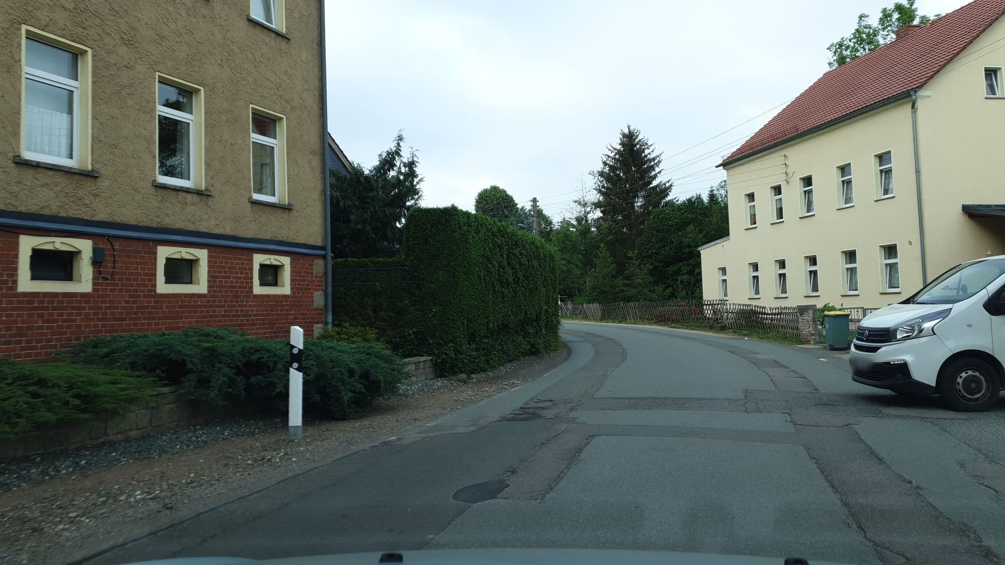 Street view near Ferienwohnung am Kirchsteig Familie Bachmann, Lichtenstein — © canislupus (CC BY-SA · Mapillary)