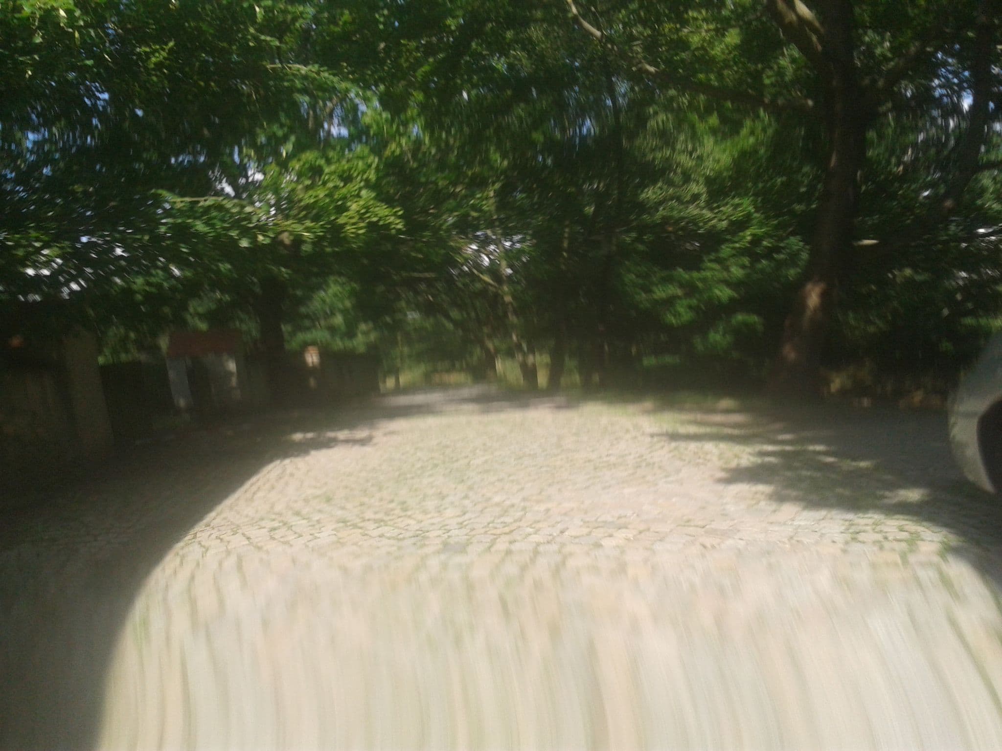 Street view near Wasserschloß Klaffenbach, Jahnsdorf — © hedaja (CC BY-SA · Mapillary)