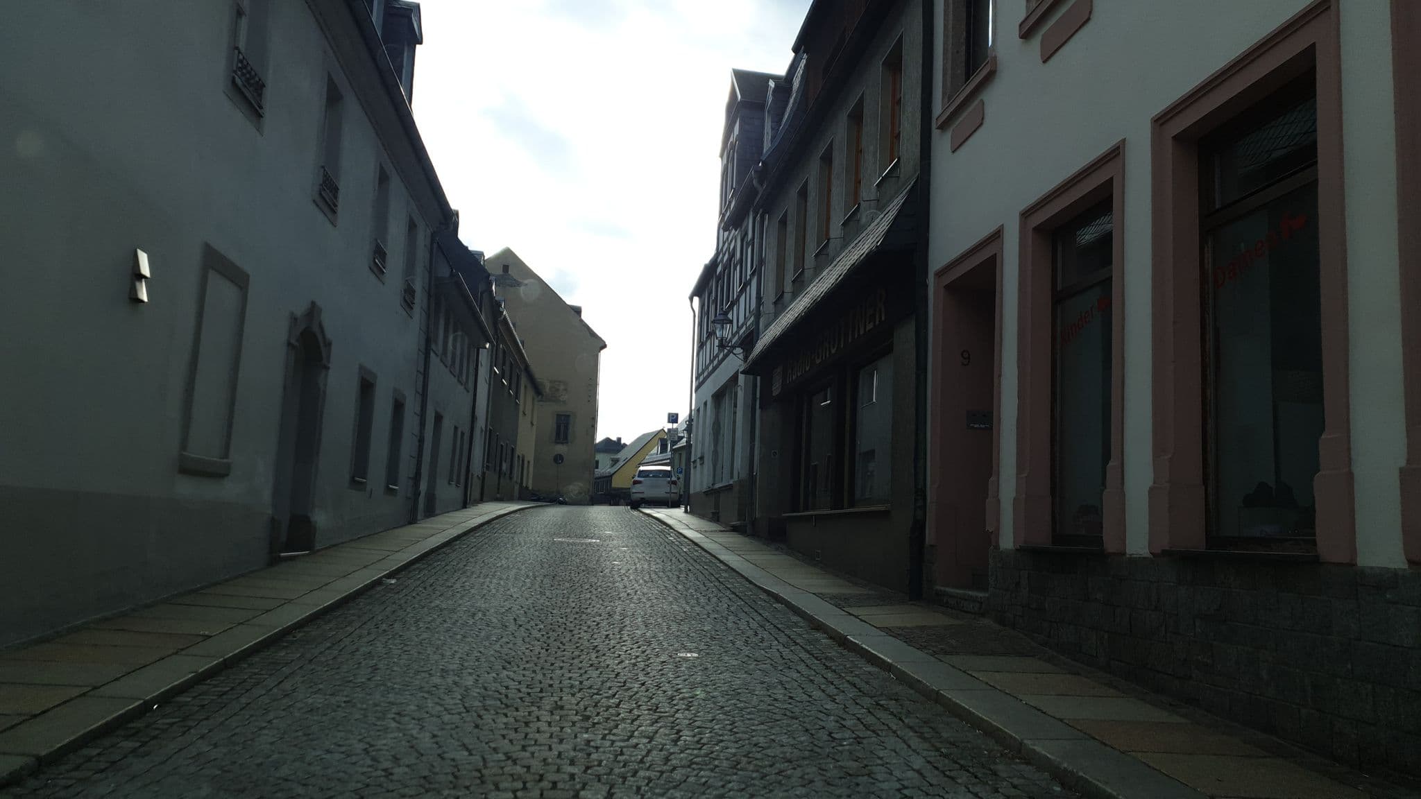 Street view near Ahlendorf Jan Ferienwohnungvermietung, Lößnitz — © canislupus (CC BY-SA · Mapillary)