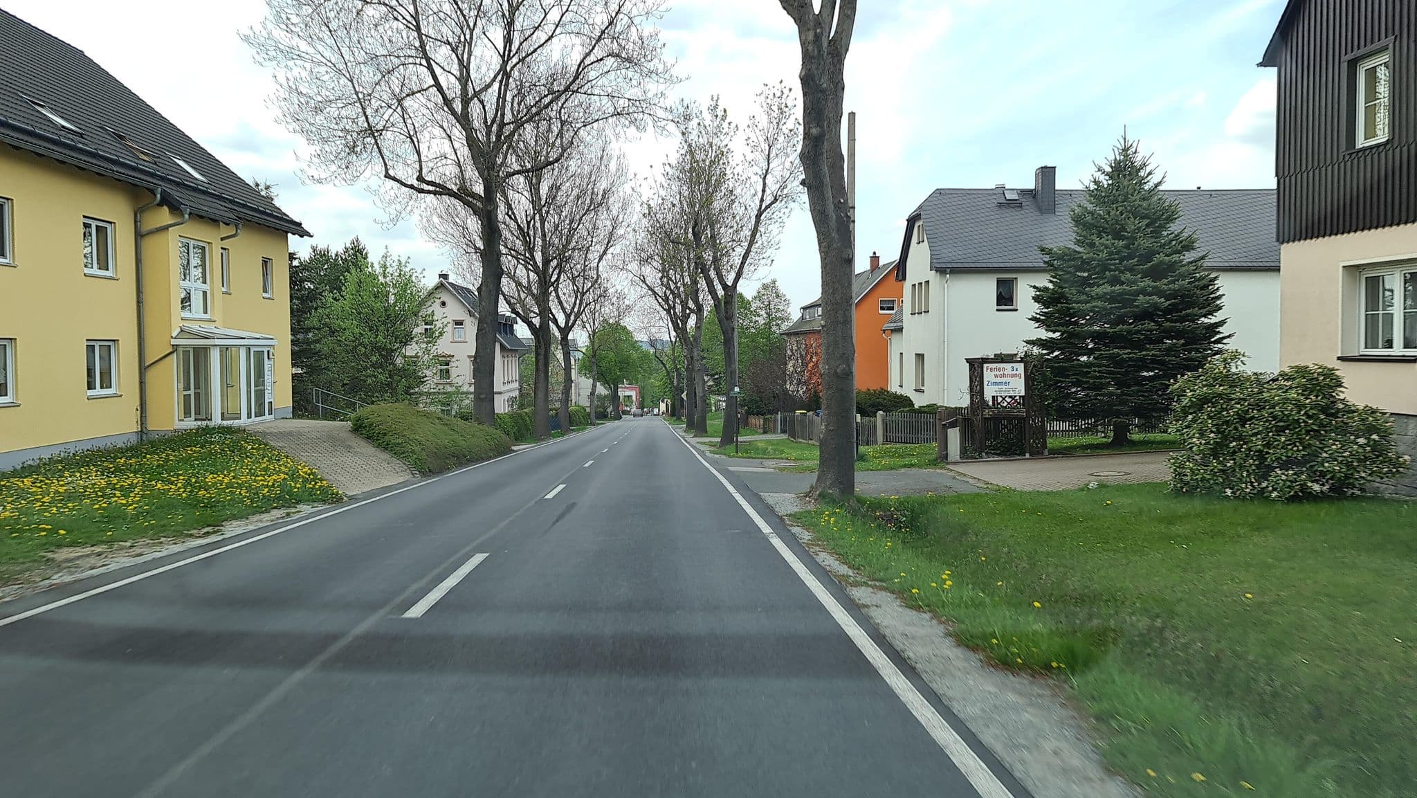 Street view near Schwarzer Uwe Pension, Zwönitz — © canislupus (CC BY-SA · Mapillary)