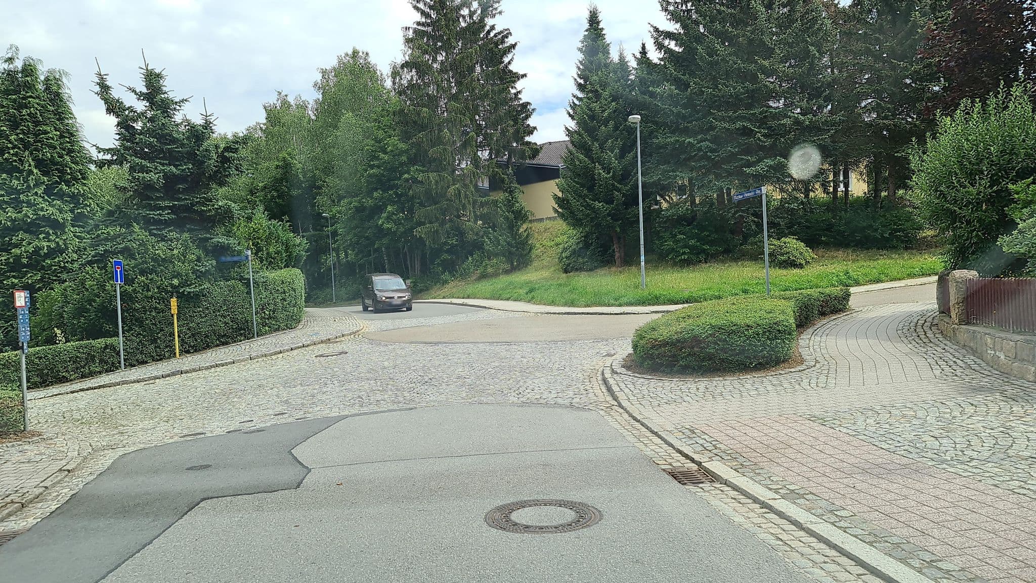 Street view near Haus Tabor, Bad Schlema — © canislupus (CC BY-SA · Mapillary)