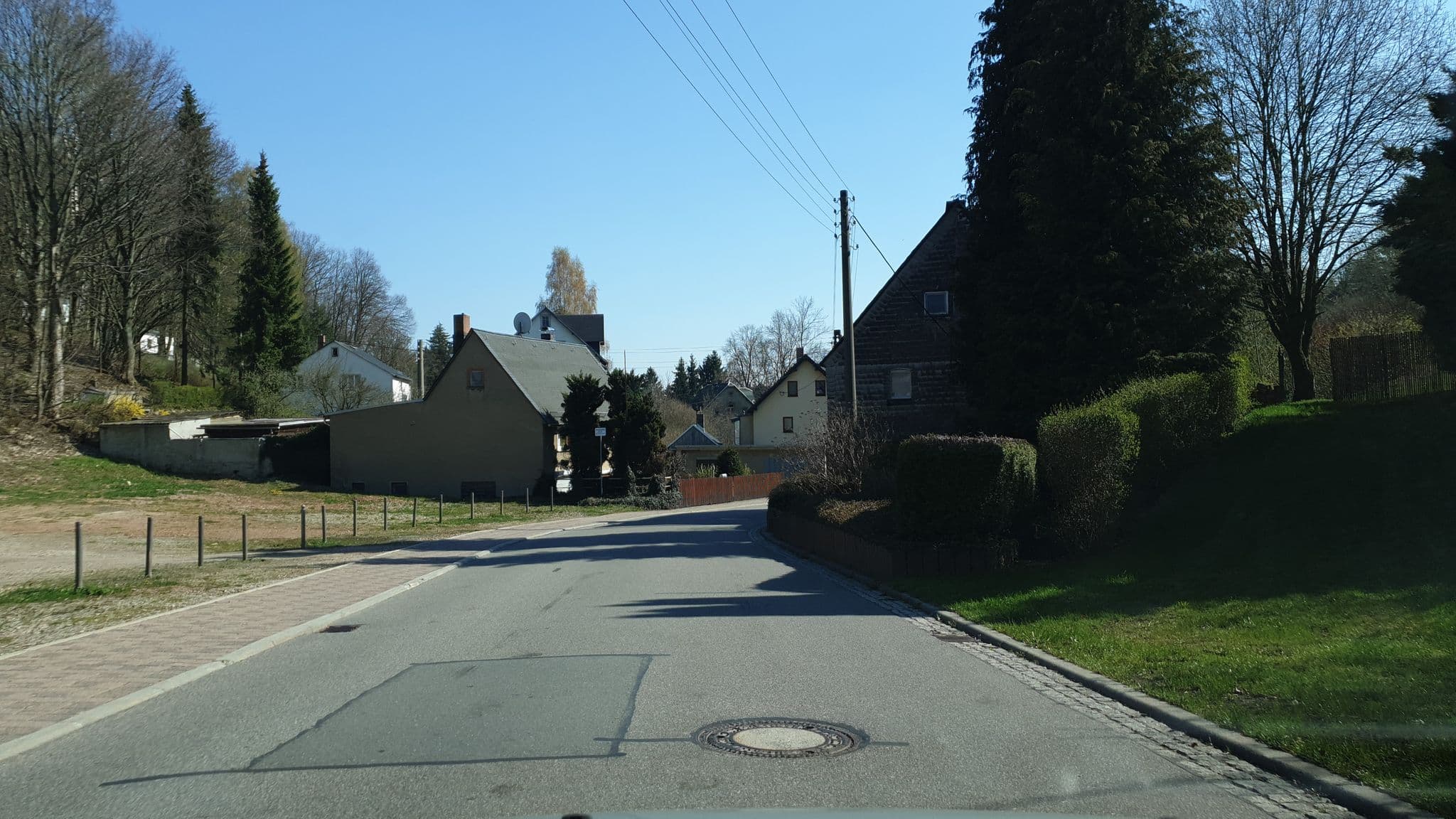 Street view near Ferienwohnung Kraska, Hohenstein-Ernstthal — © canislupus (CC BY-SA · Mapillary)