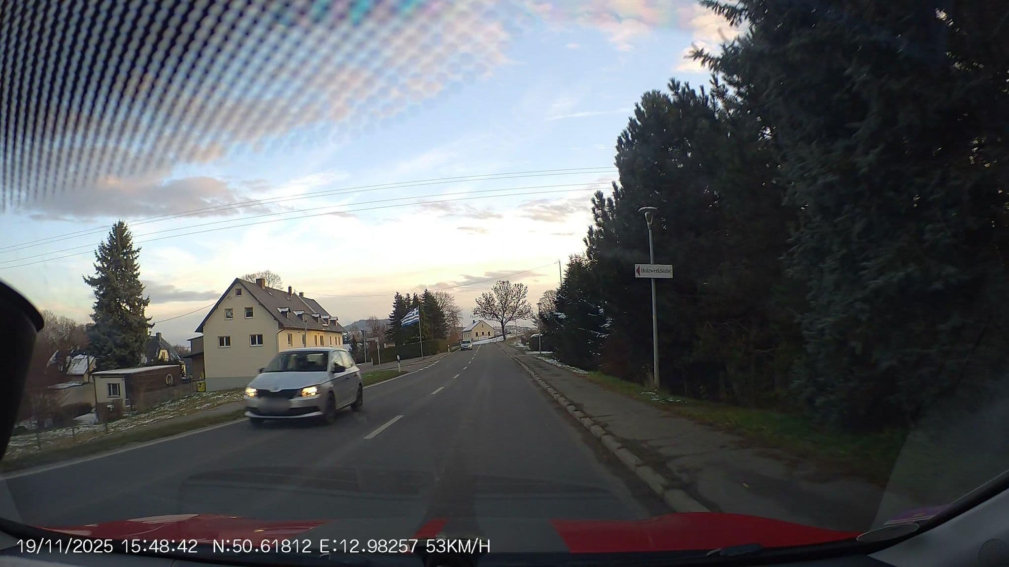 Street view near Hotel Schönfelder Hof, Wiesa — © AR88 (CC BY-SA · Mapillary)