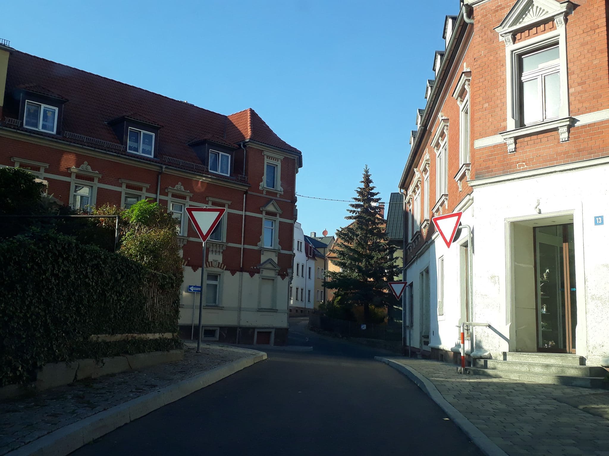Street view near Monteurzimmer - Appartment Otto-Altenkirch 2, Nossen — © thomas (CC BY-SA · Mapillary)