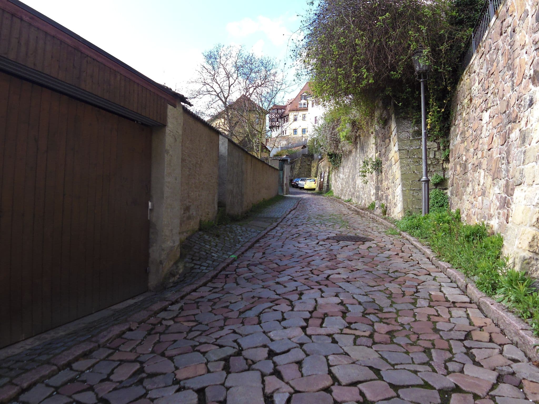 Street view near Meißner Burgstuben, Meissen — © zoegglmeyr (CC BY-SA · Mapillary)