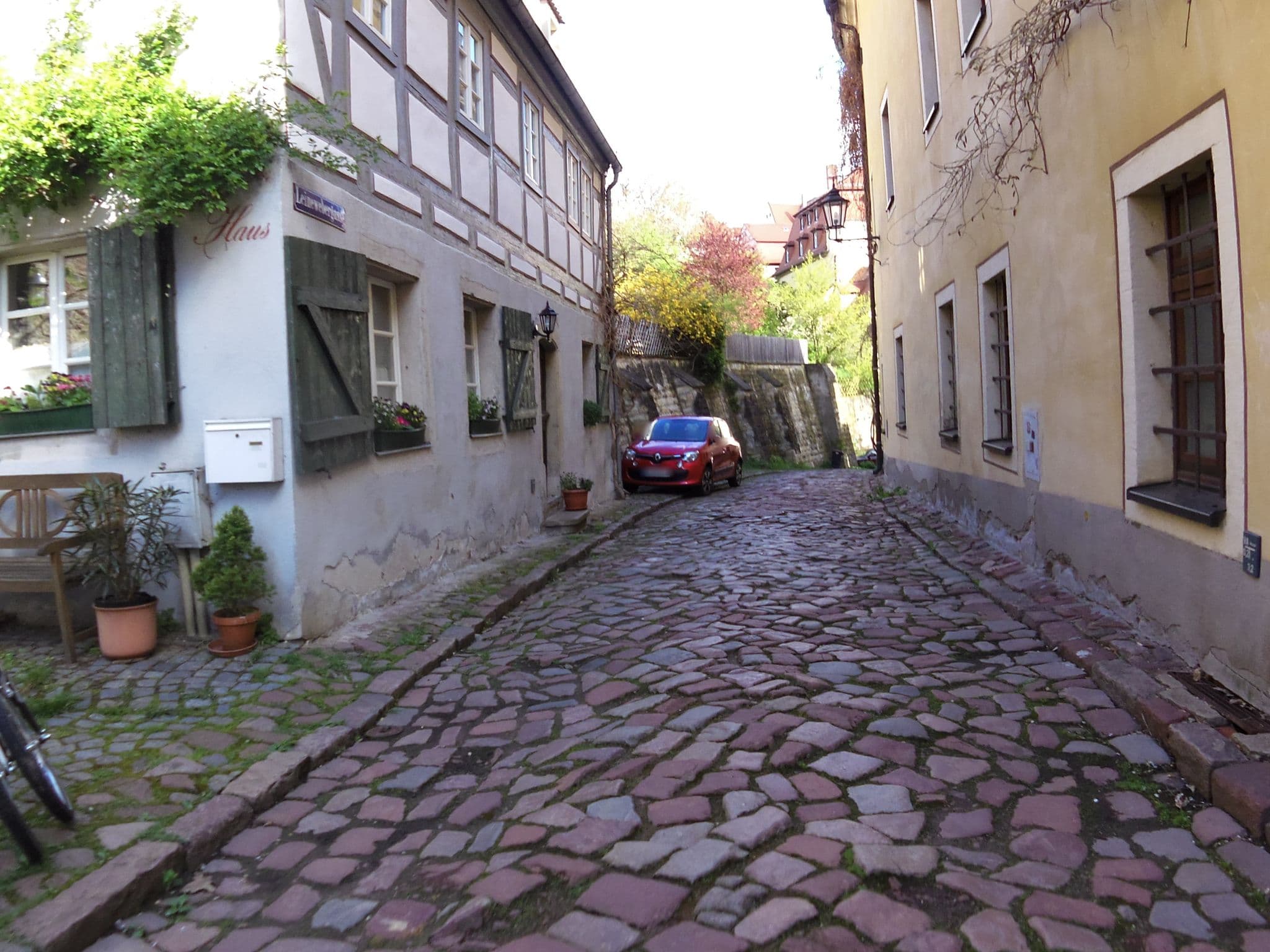 Street view near Das kleine Haus, Meissen — © zoegglmeyr (CC BY-SA · Mapillary)