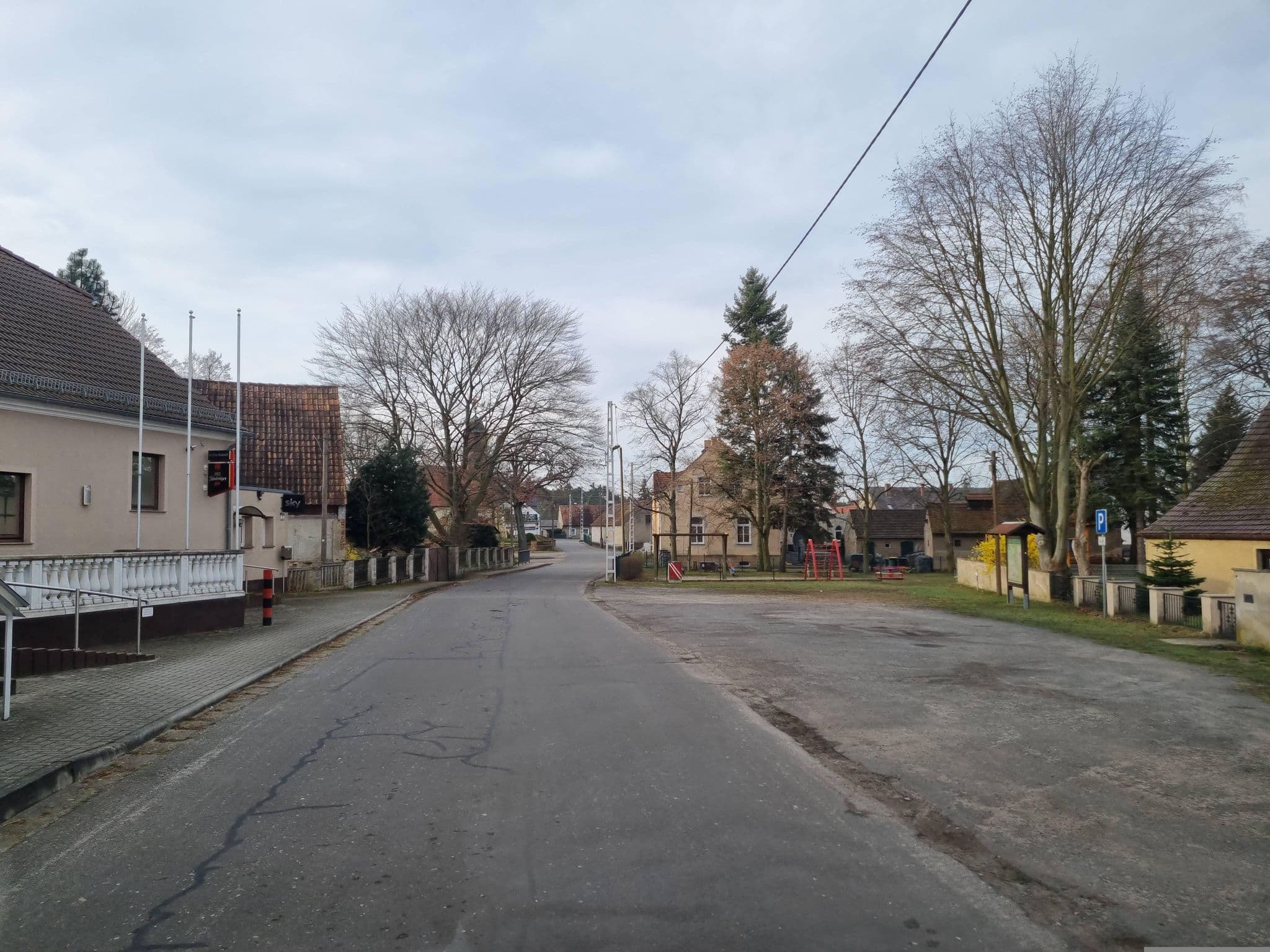 Street view near Heidehotel Jagdhof Dobra, Bad Liebenwerda — © dsmm (CC BY-SA · Mapillary)