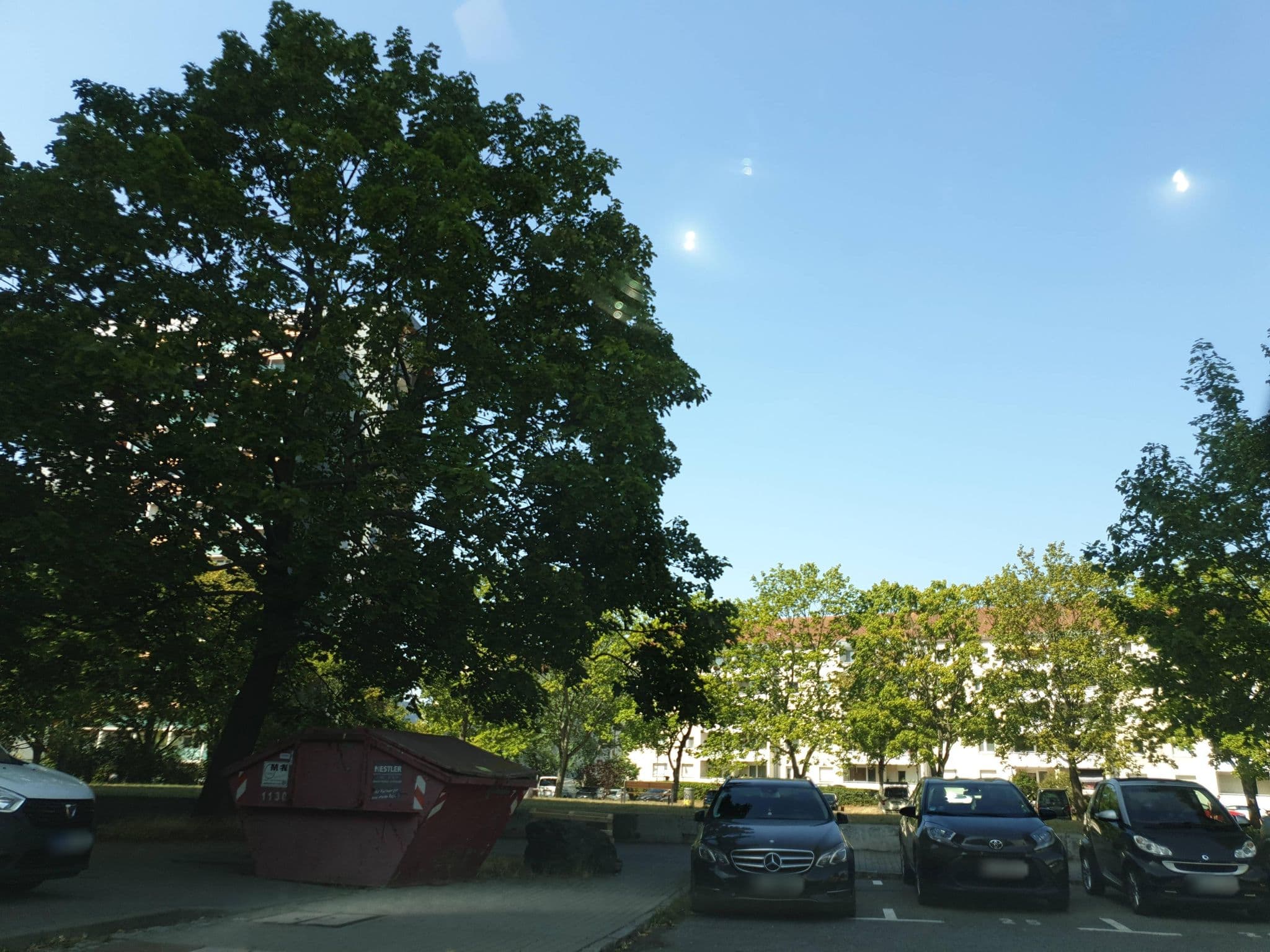 Street view near Gästehaus Einsteinstrasse, Dresden — © canislupus (CC BY-SA · Mapillary)