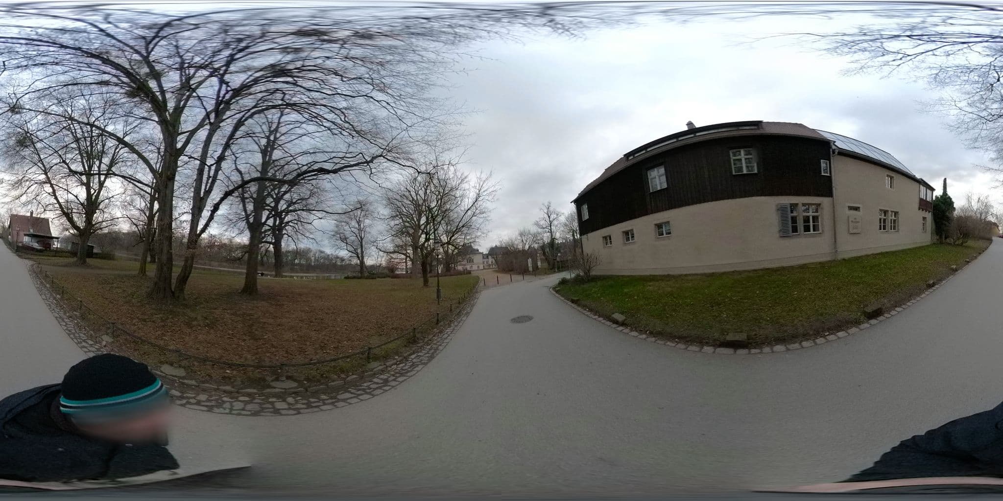 Street view near Pension Fasanengarten, Pillnitz — © ntl97 (CC BY-SA · Mapillary)