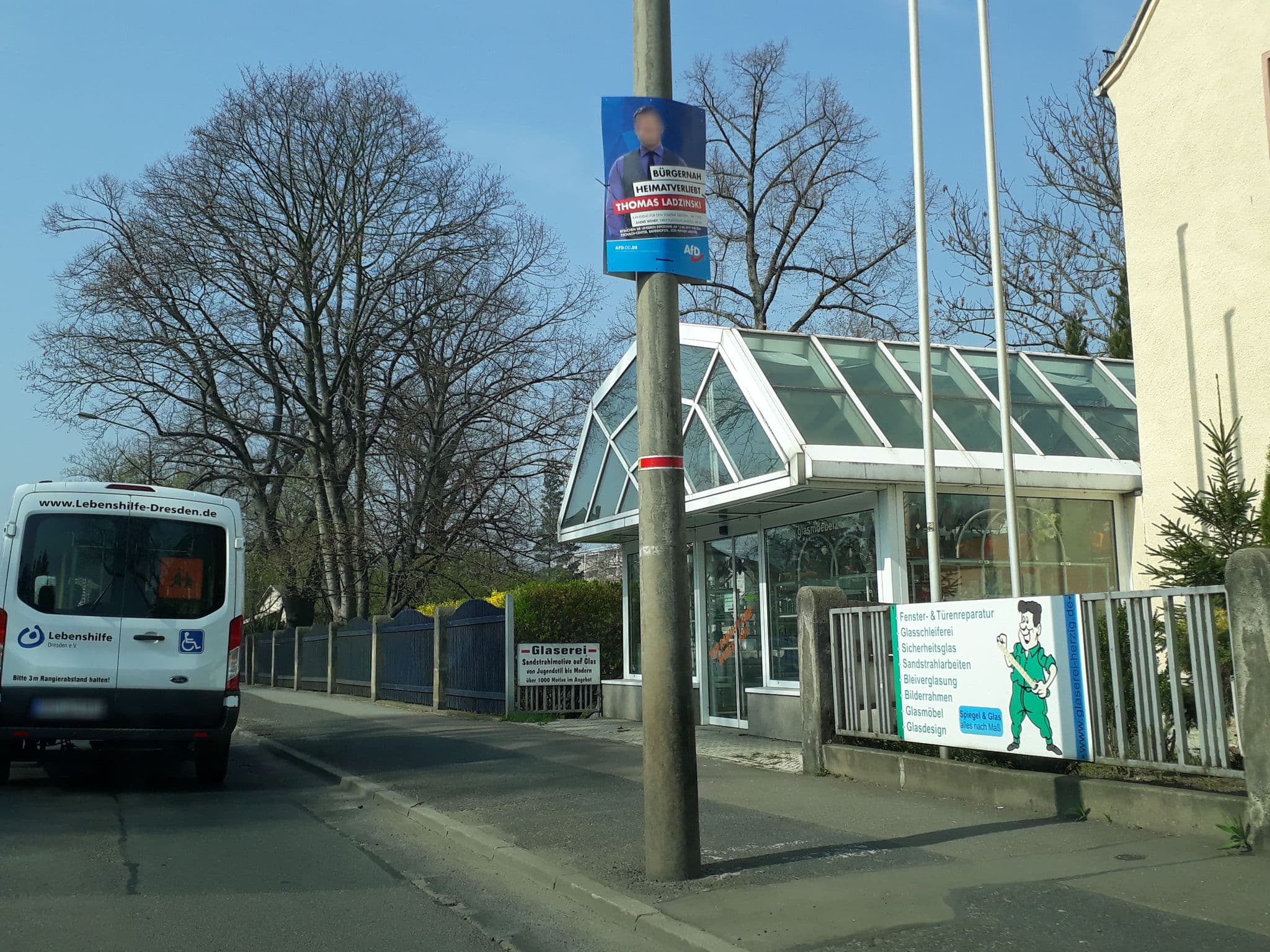 Street view near Ferienwohnung Herzig, Leuben — © thomas (CC BY-SA · Mapillary)