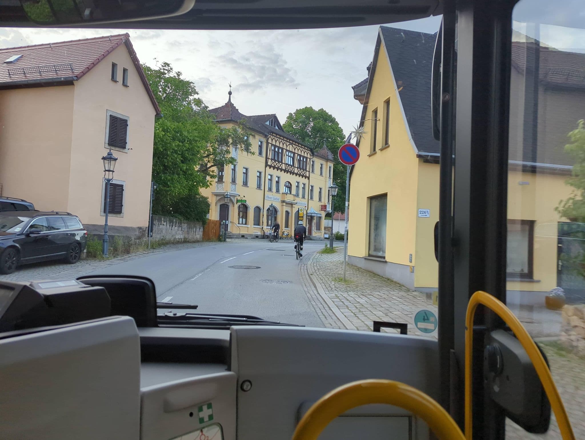Street view near Elbhangzimmer Dresden, Leuben — © ntl97 (CC BY-SA · Mapillary)