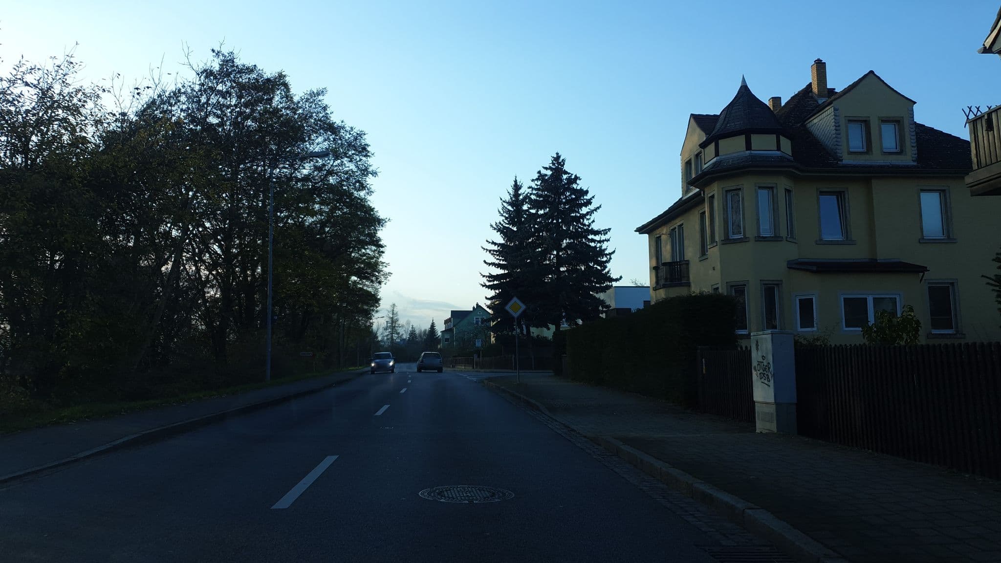 Street view near Ferienwohnung Familie Thiedemann, Pirna — © canislupus (CC BY-SA · Mapillary)