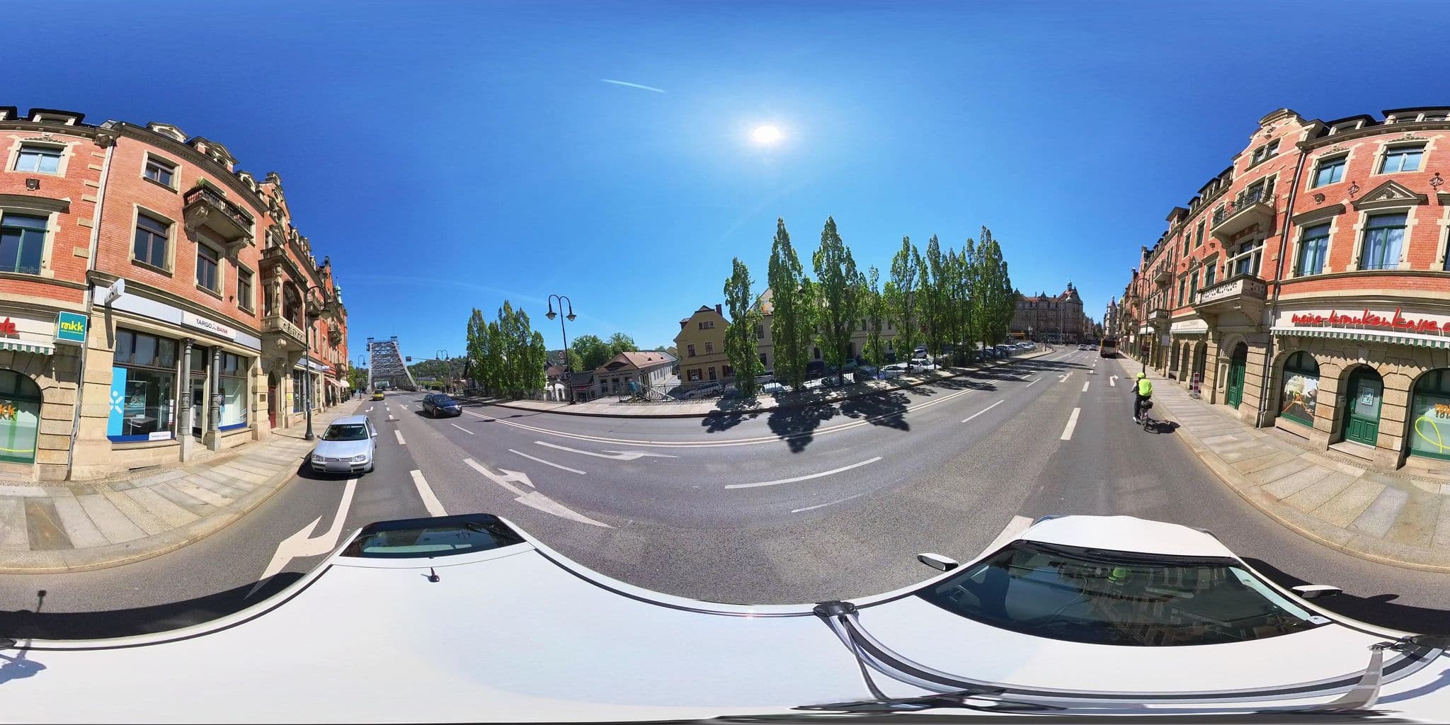 Street view near NEBENAN Pension am BLAUEN WUNDER, Loschwitz — © osmplus_org (CC BY-SA · Mapillary)
