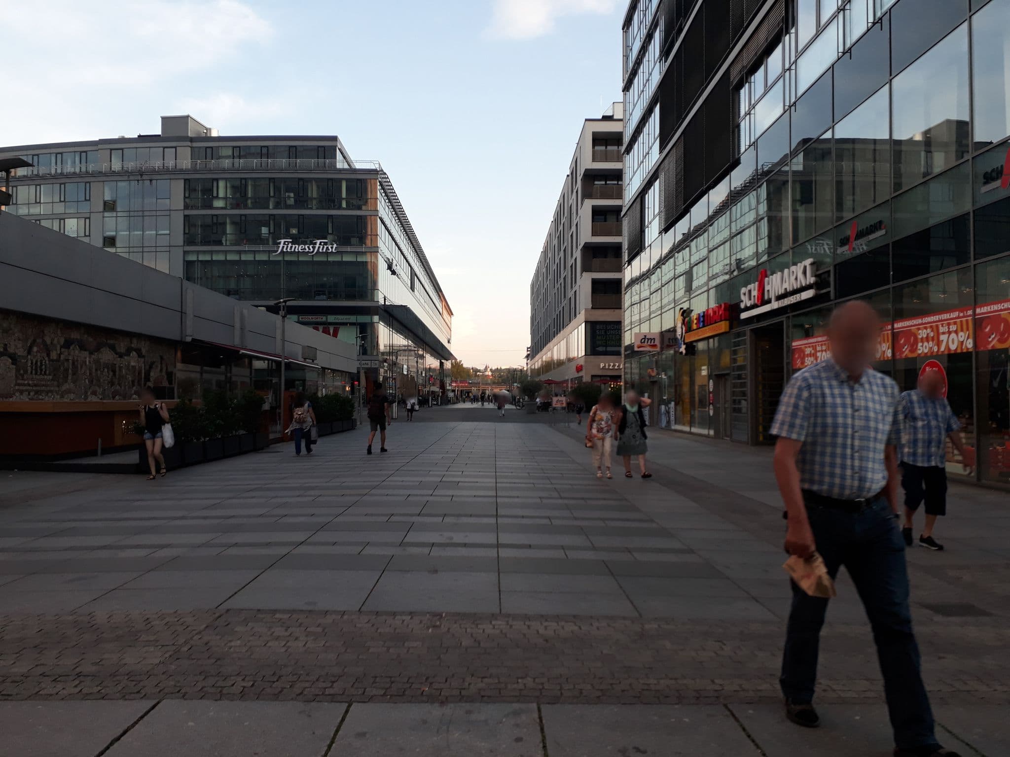 Street view near Pullman Dresden Newa, Dresden — © ntl97 (CC BY-SA · Mapillary)