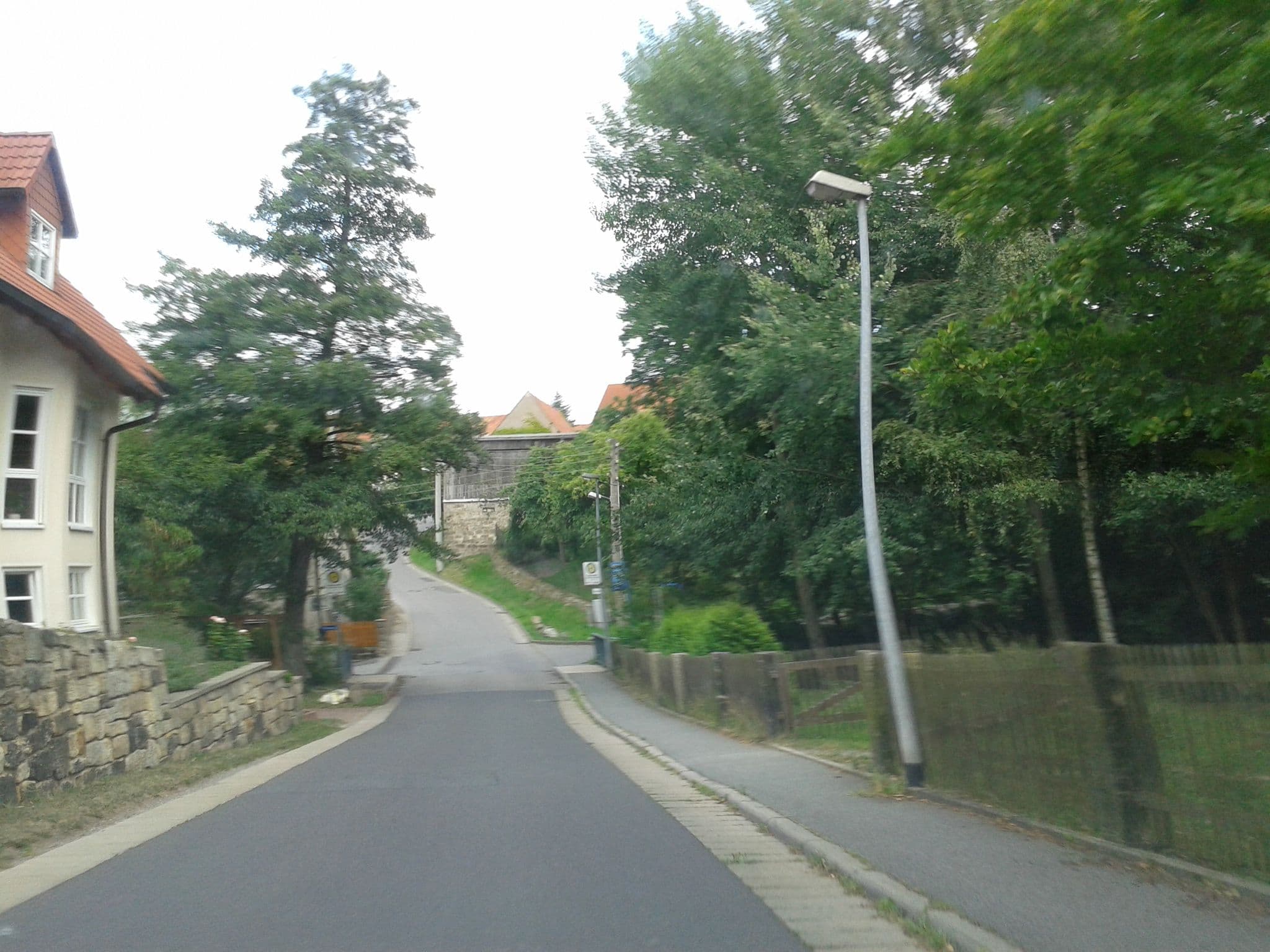 Street view near Pension Am Eutschützgrund, Bannewitz — © thomas (CC BY-SA · Mapillary)