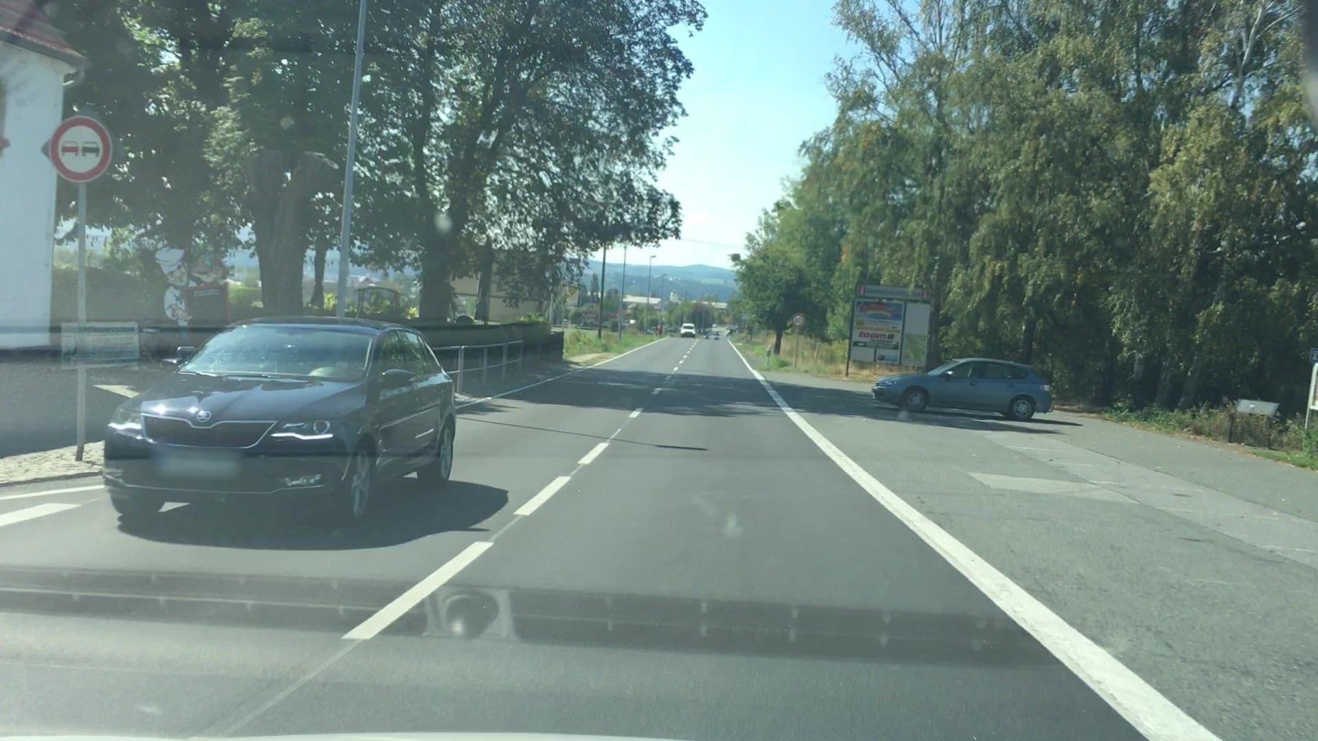 Street view near Weiße Taube, Pirna — © lvl5 (CC BY-SA · Mapillary)
