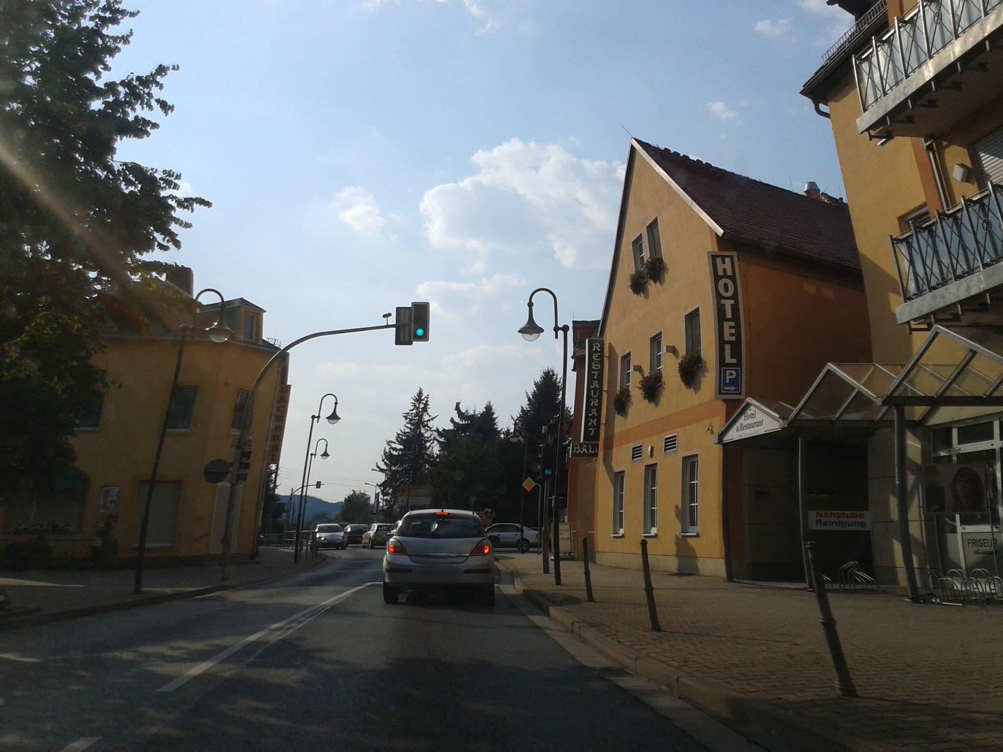 Street view near Hotel Am Friedensstein, Radebeul — © thomas (CC BY-SA · Mapillary)